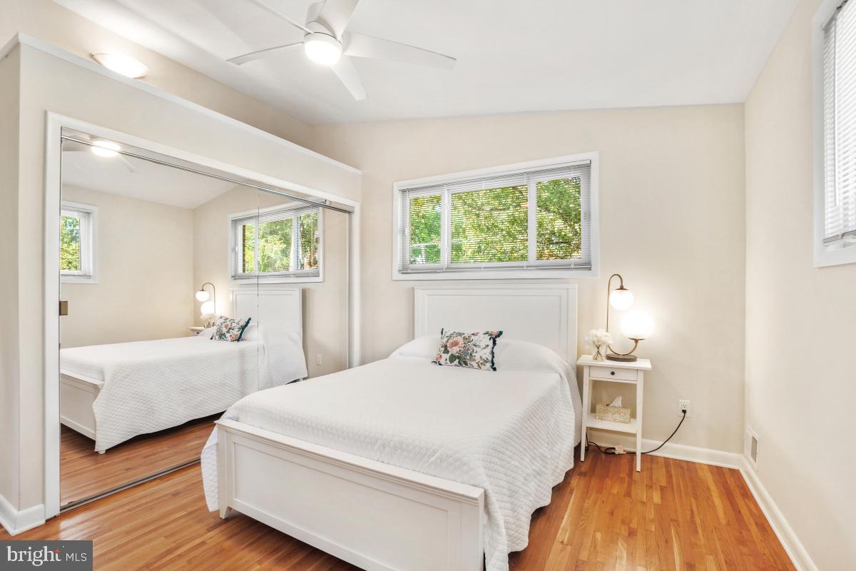 ROCK CREEK PALISADES - Residential