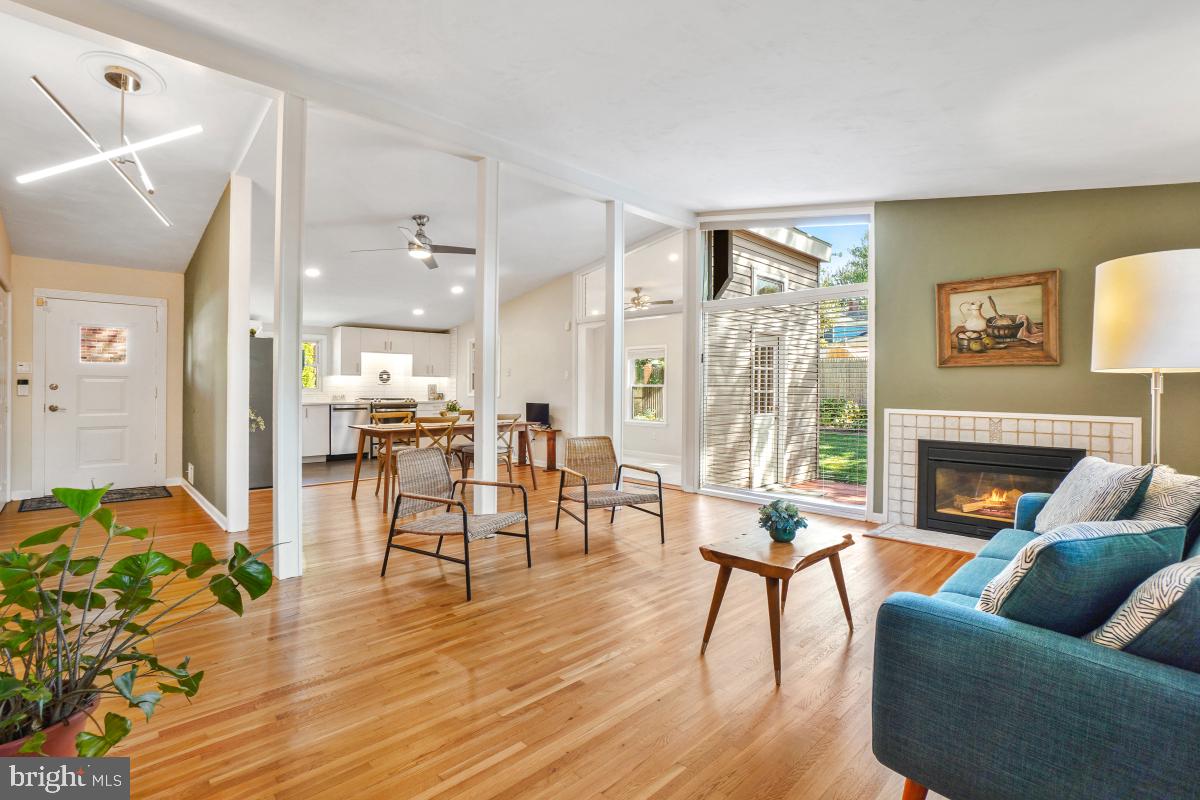 ROCK CREEK PALISADES - Residential