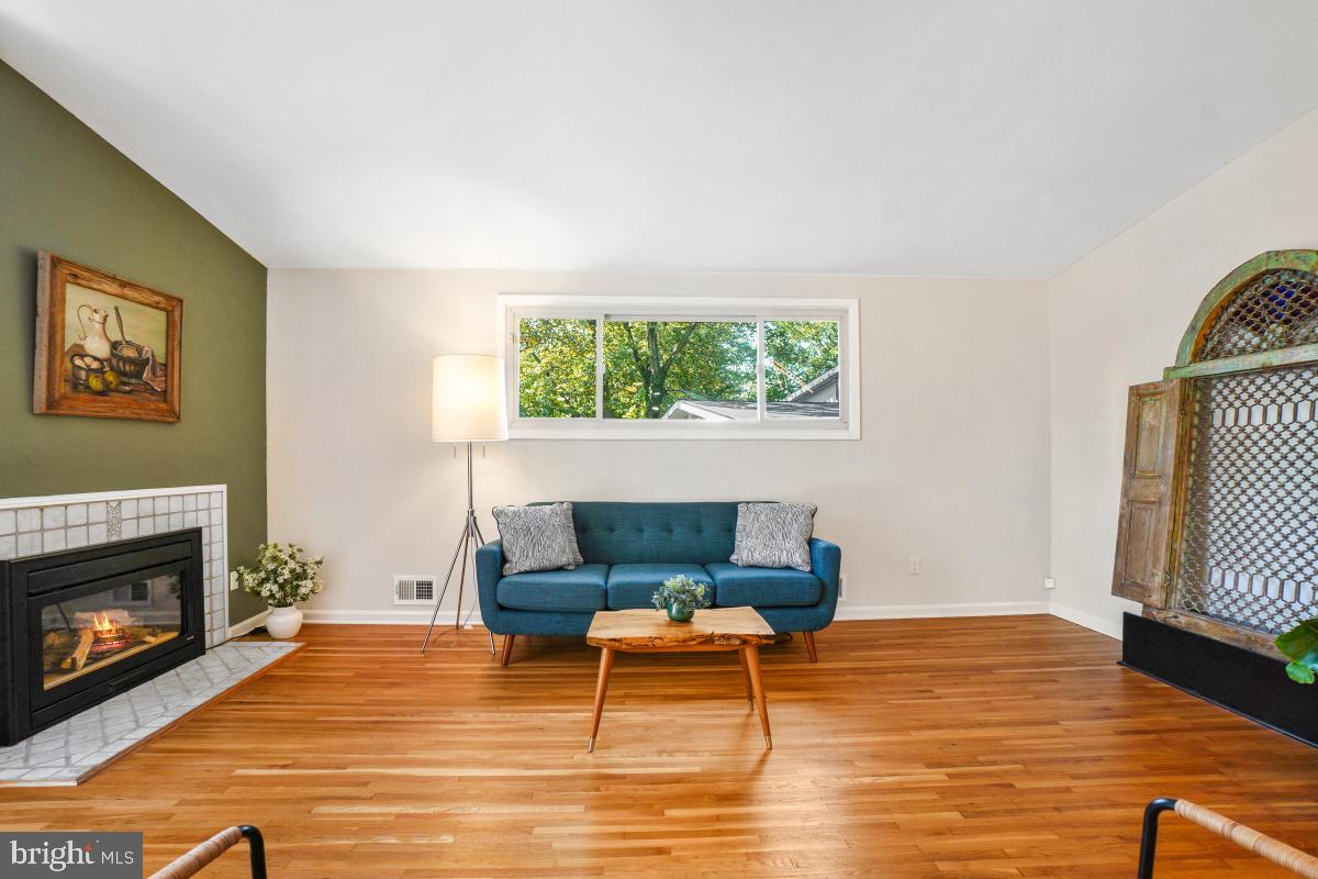 ROCK CREEK PALISADES - Residential