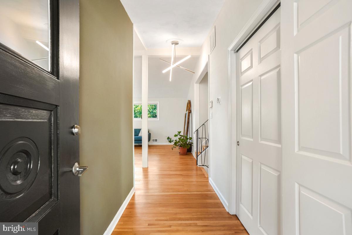 ROCK CREEK PALISADES - Residential
