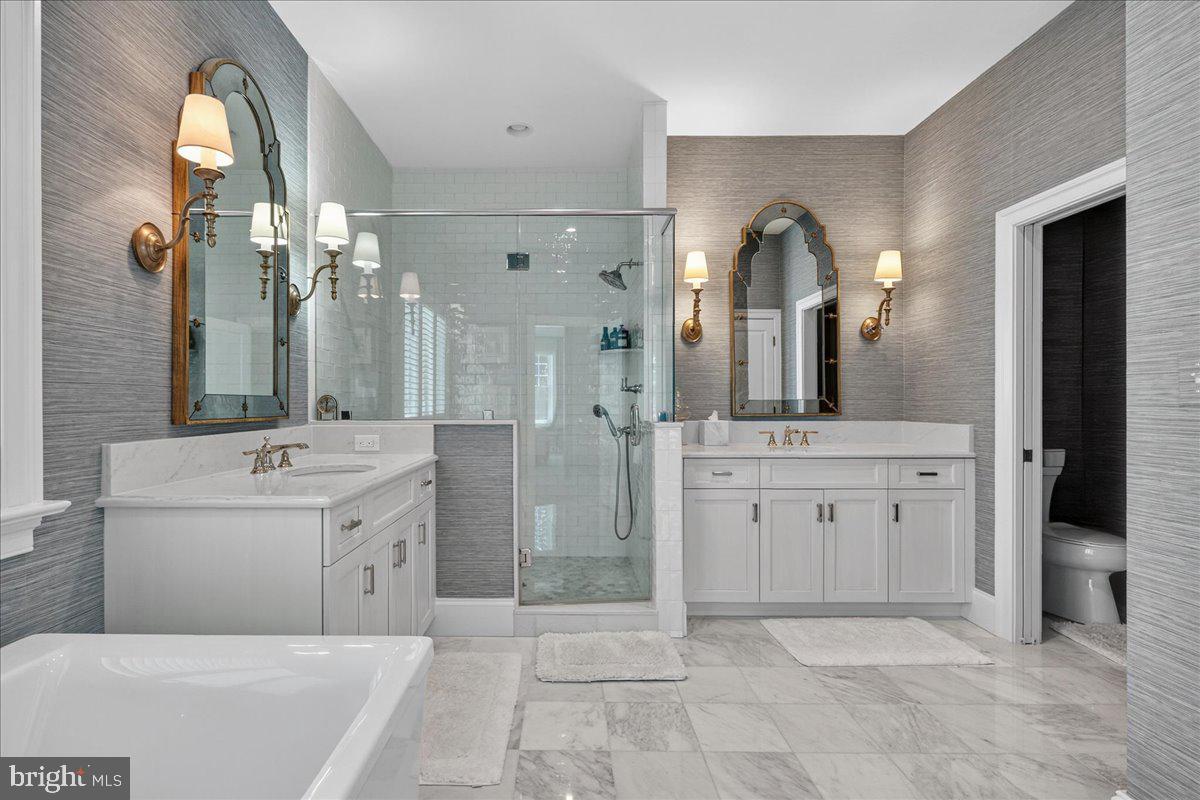 CHAPEL HILL - Residential