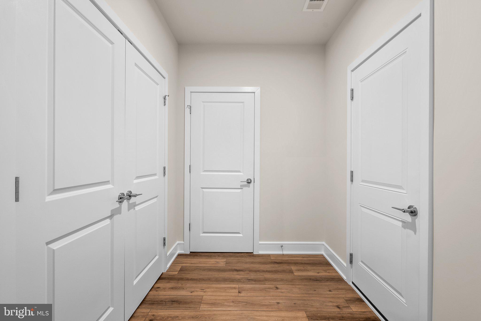 DEMOTT & SILVER - Residential