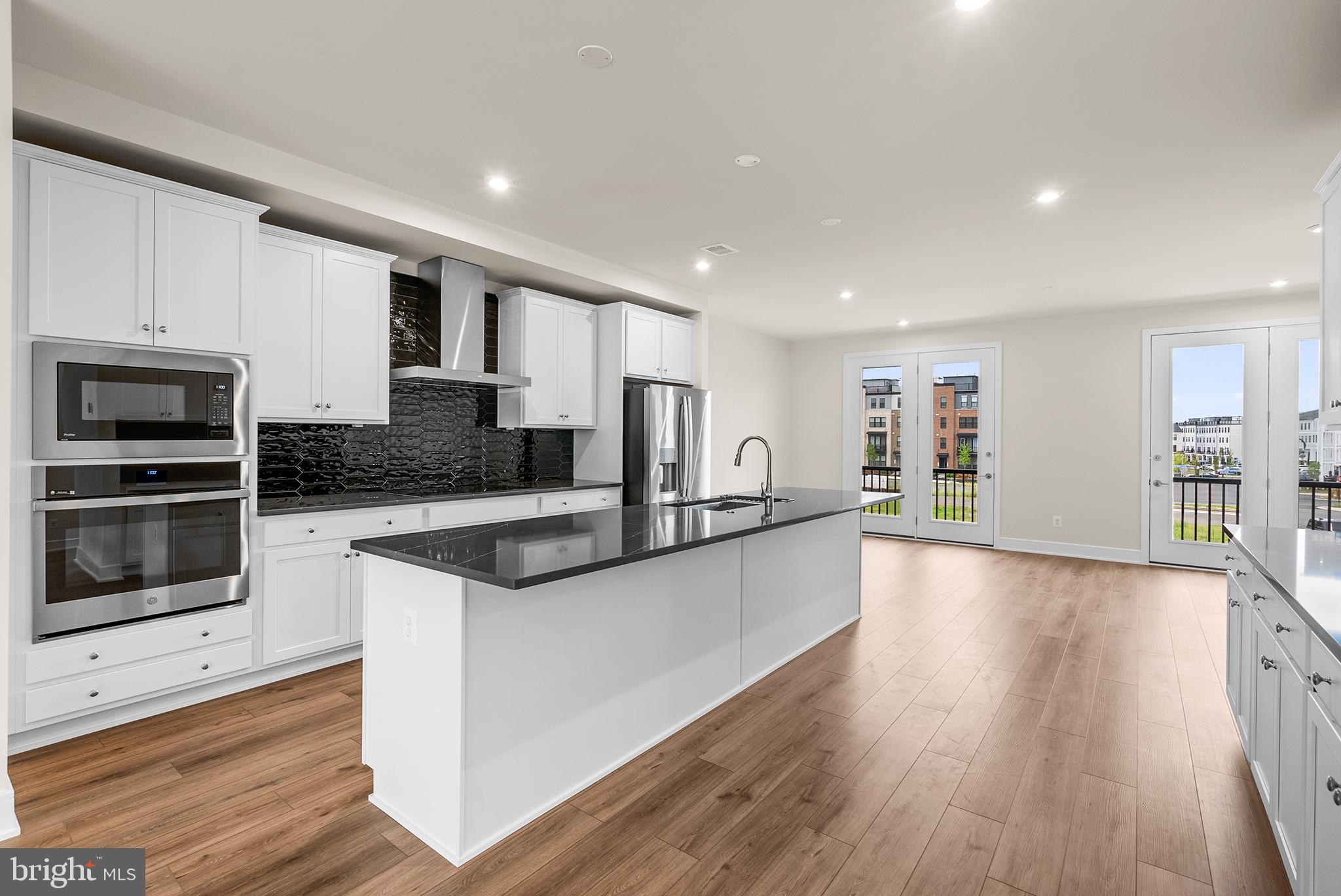 DEMOTT & SILVER - Residential