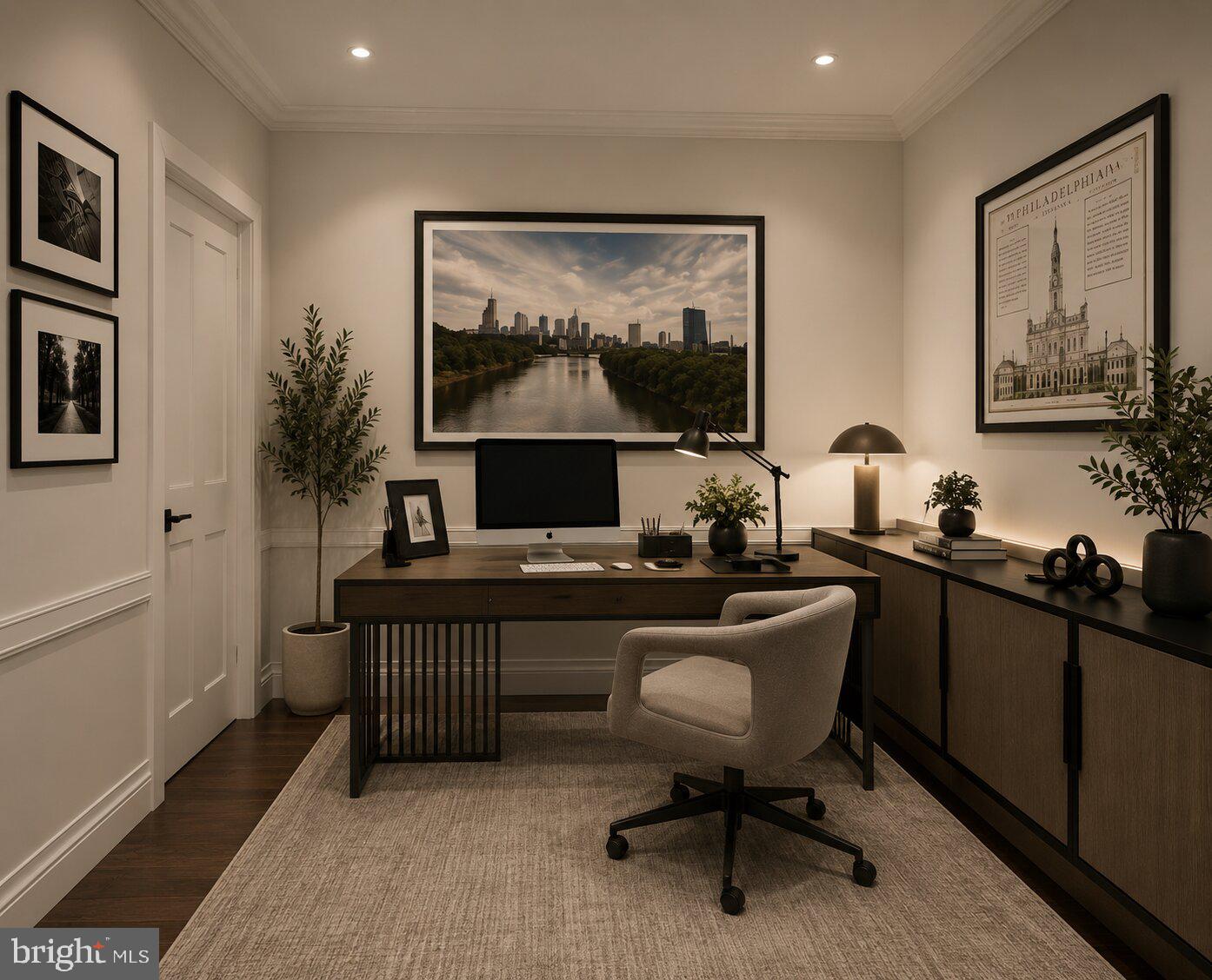CHESTNUT HILL - Residential