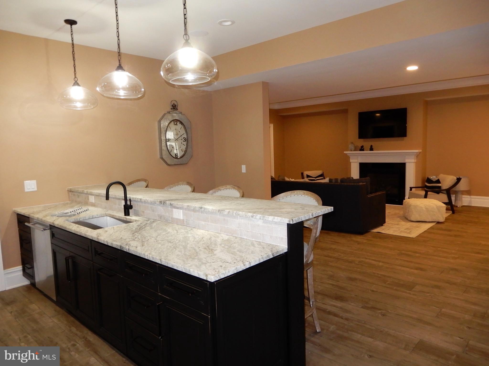 WAVERLY AT NORTHAMPTON - Residential