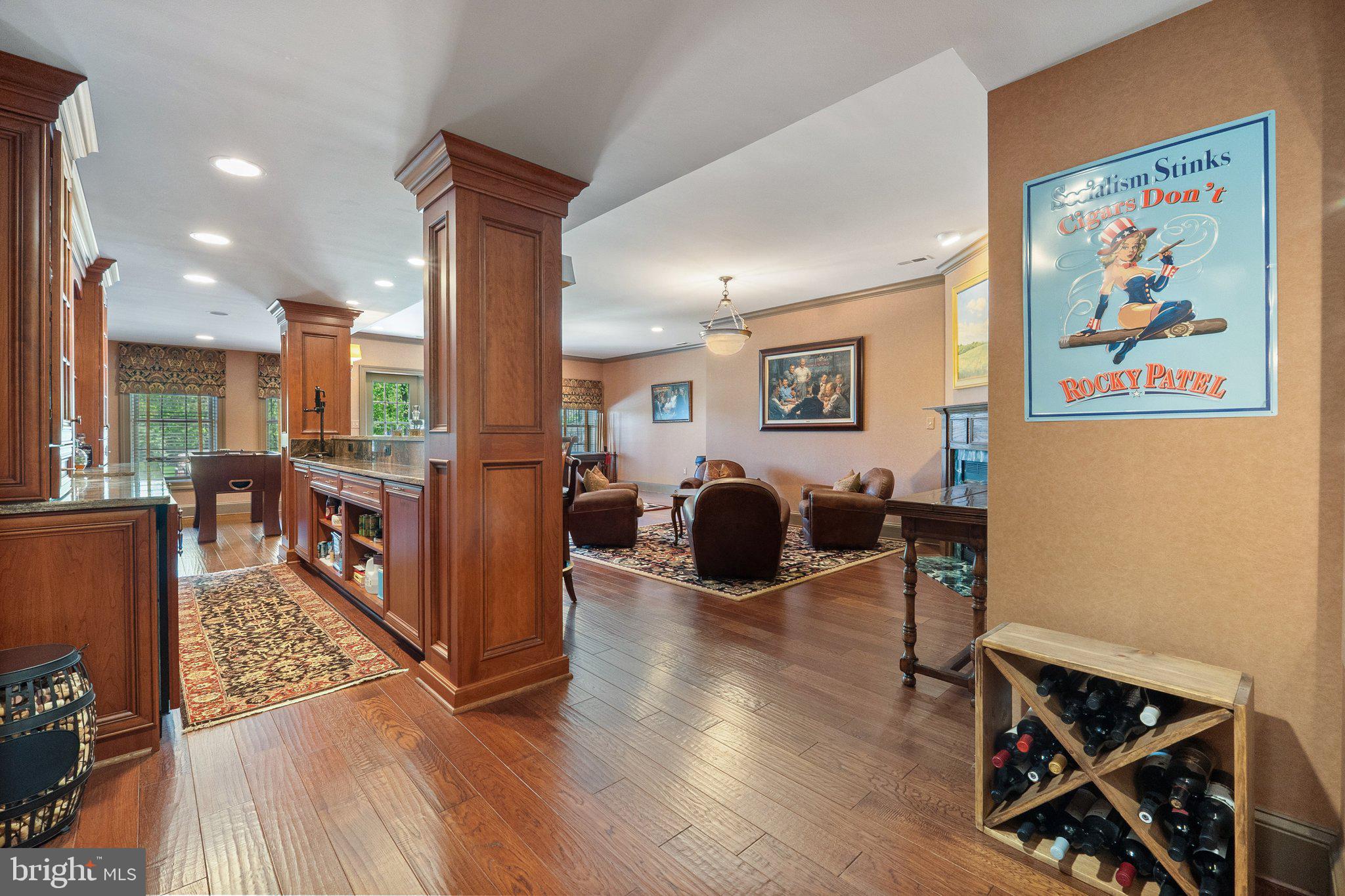 BEACON HILL - Residential