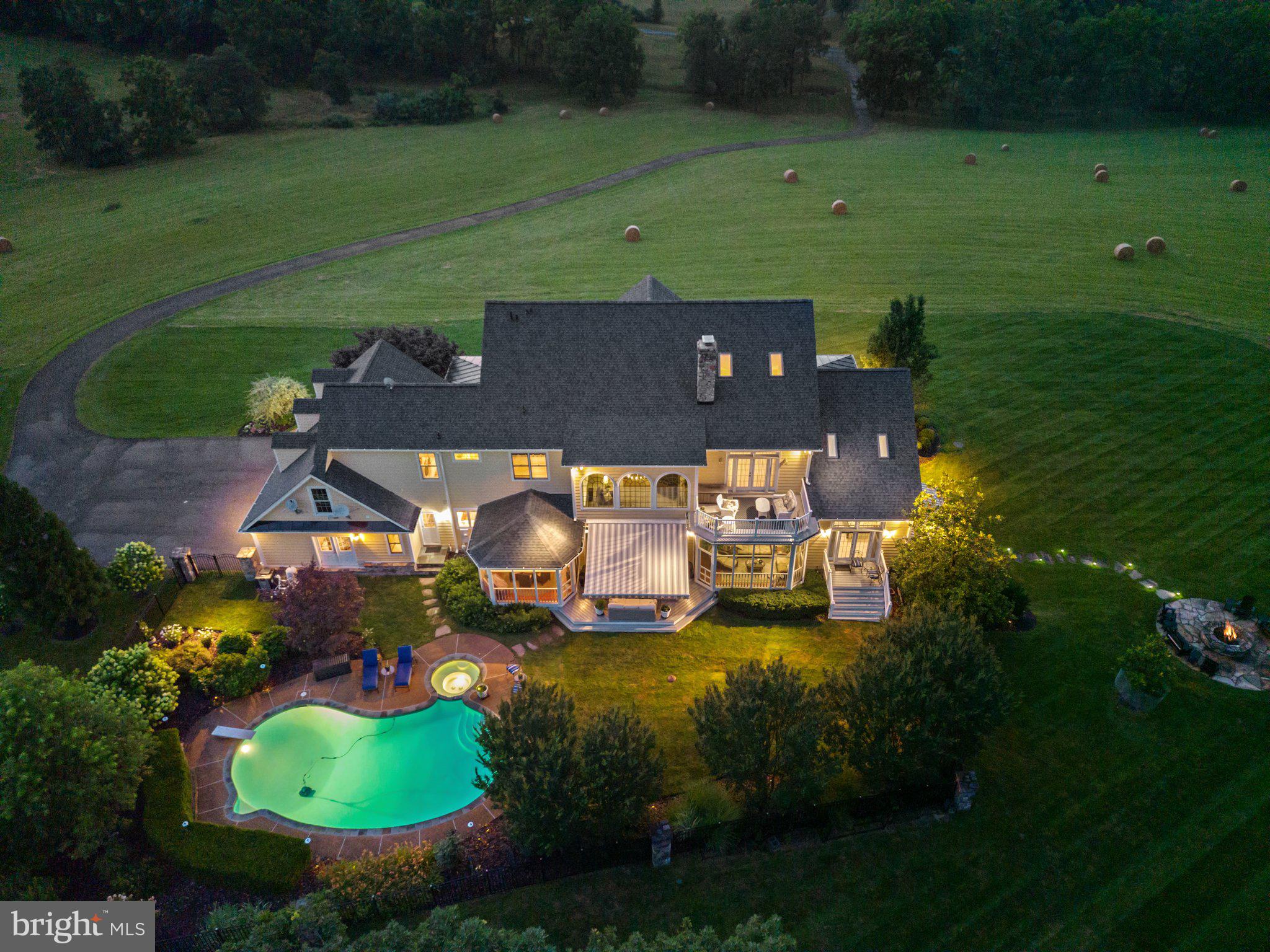 BEACON HILL - Residential