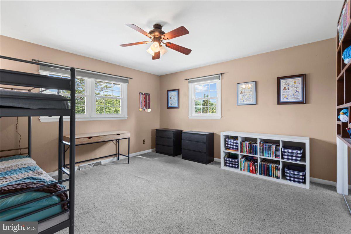 BRADDOCK ESTATES - Residential
