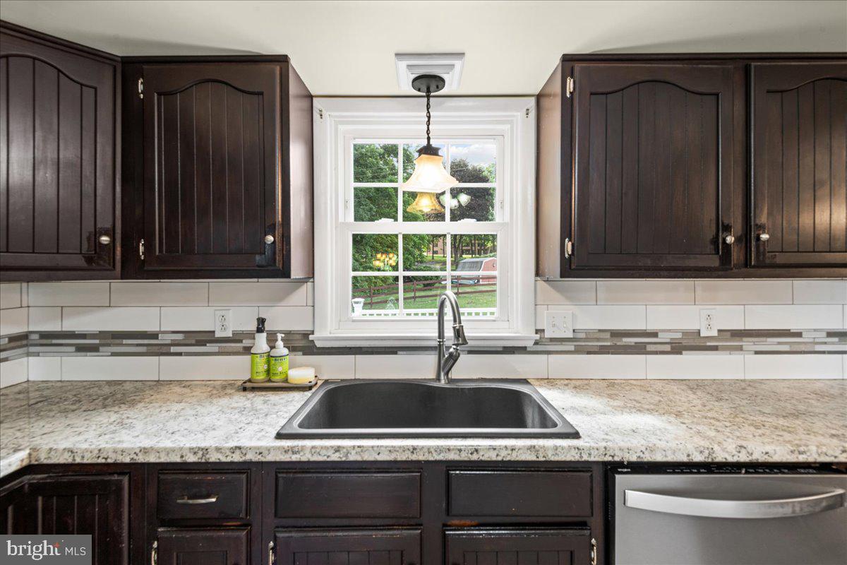 BRADDOCK ESTATES - Residential