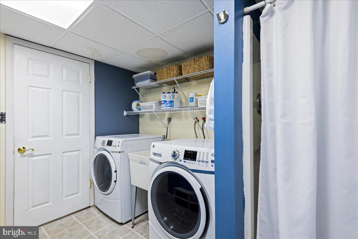 BRADDOCK ESTATES - Residential