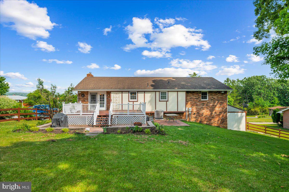BRADDOCK ESTATES - Residential