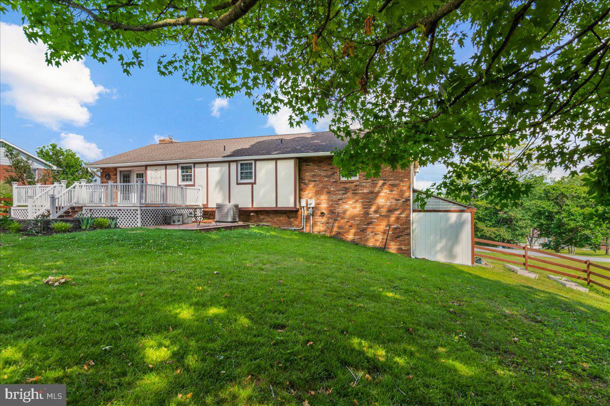 BRADDOCK ESTATES - Residential
