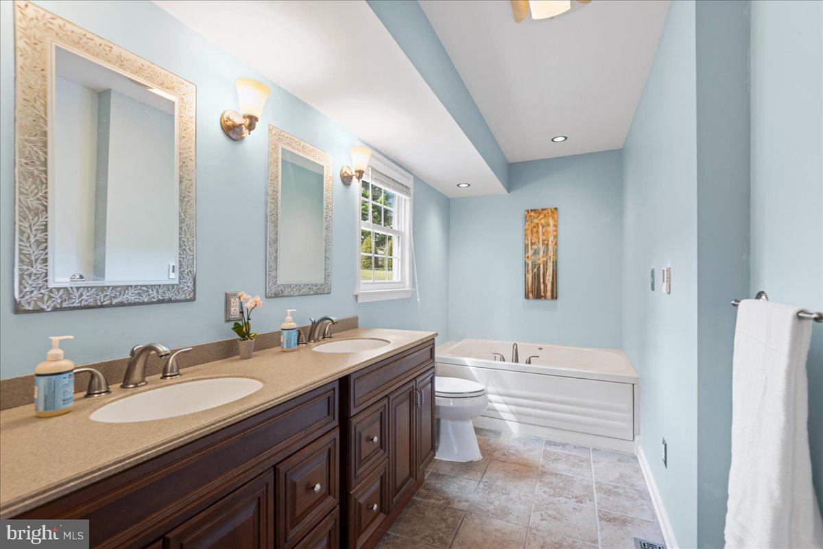 BRADDOCK ESTATES - Residential