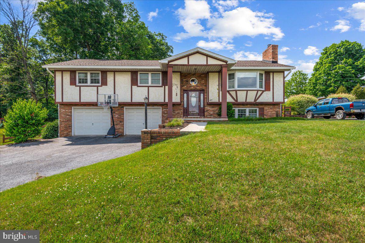 BRADDOCK ESTATES - Residential