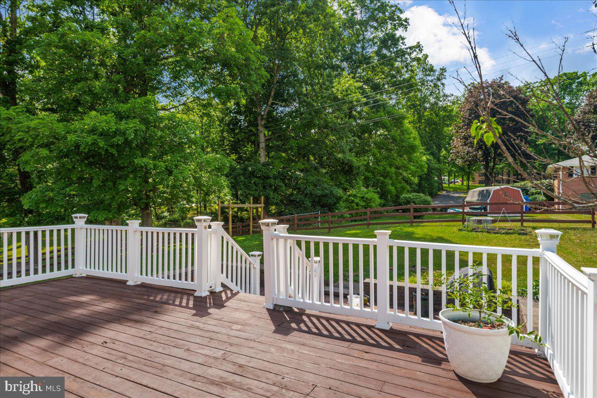 BRADDOCK ESTATES - Residential