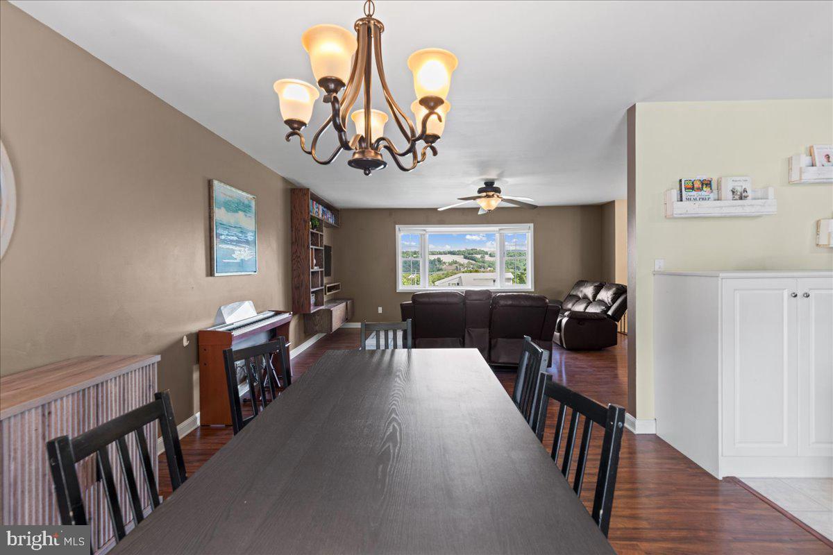 BRADDOCK ESTATES - Residential