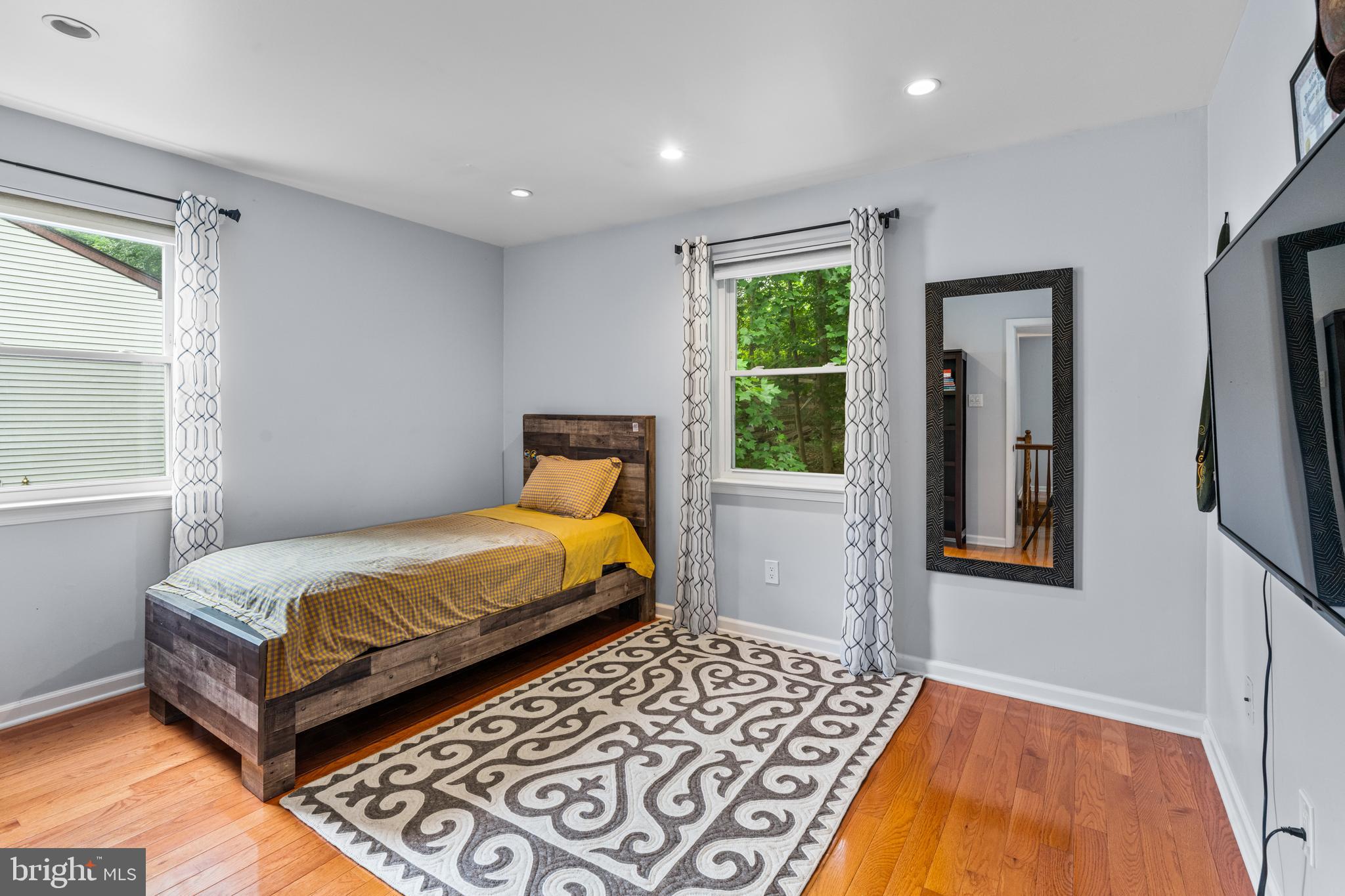 WOODLYN CROSSING - Residential