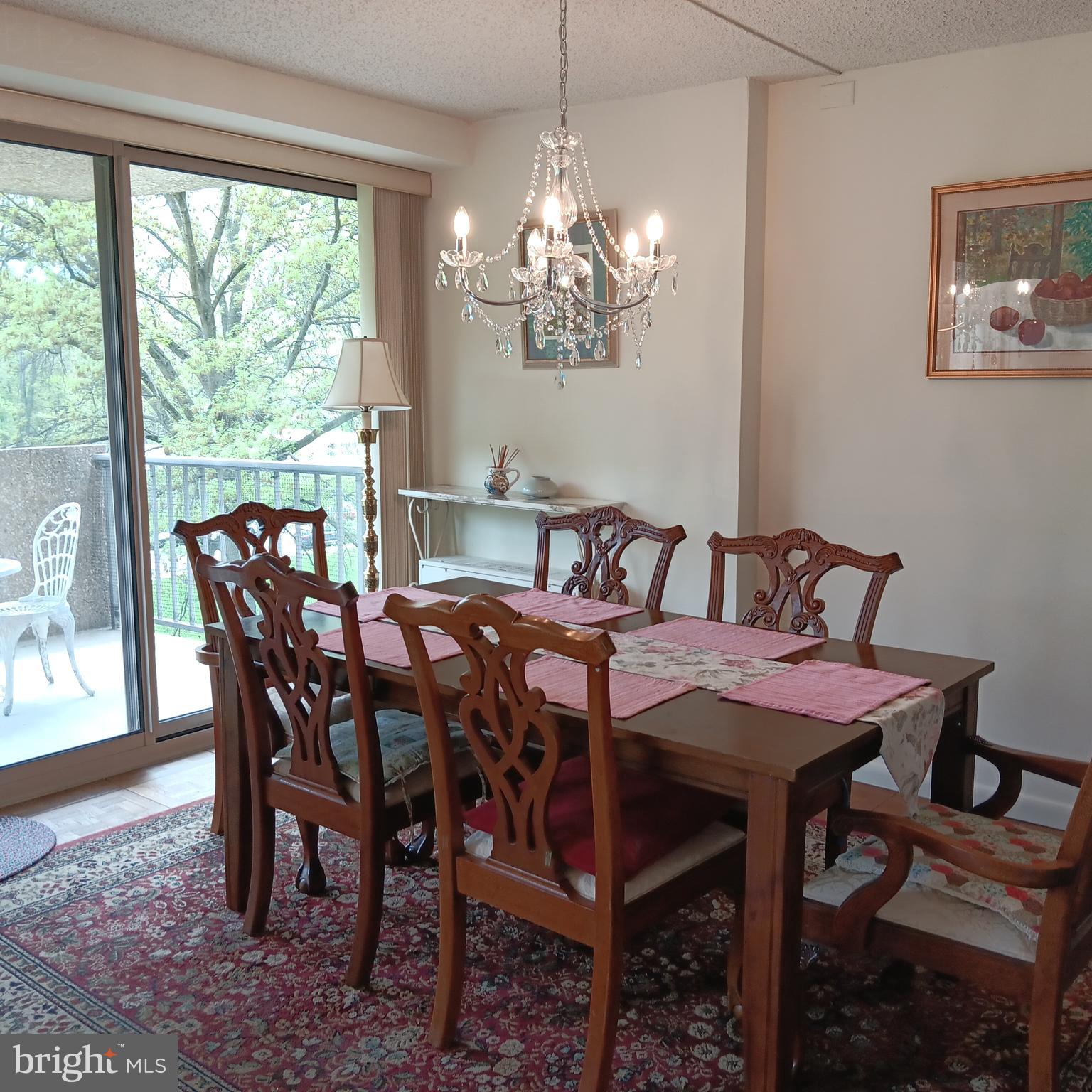 WYNNEWOOD - Residential