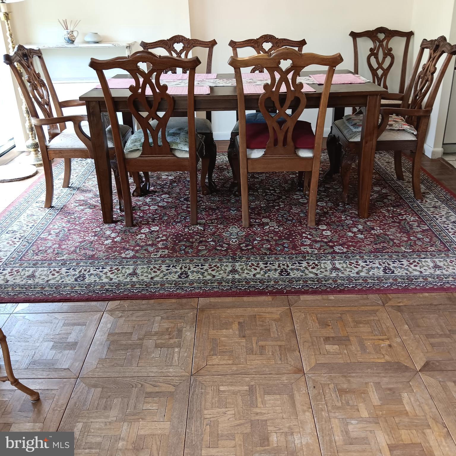 WYNNEWOOD - Residential