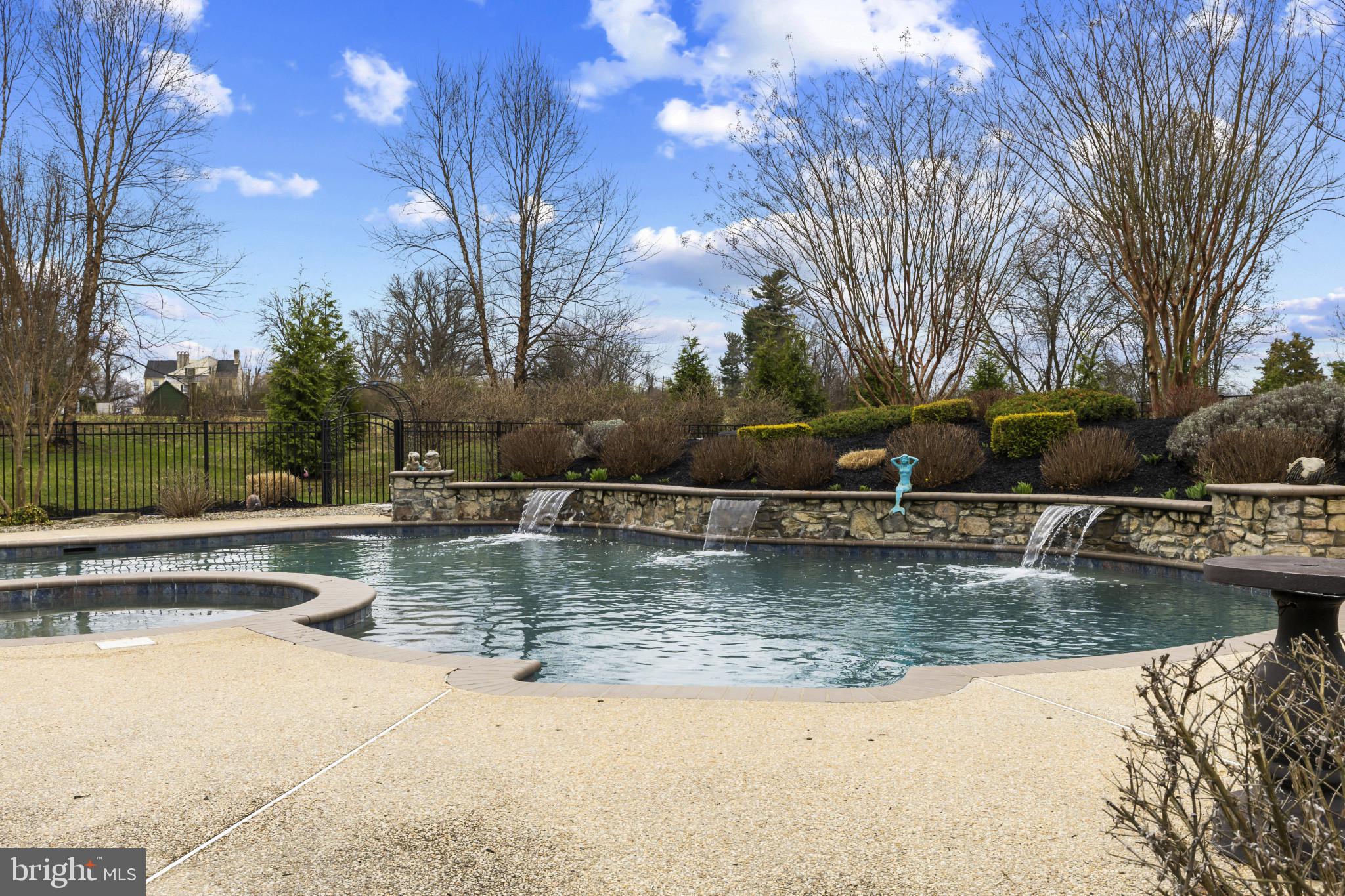 CHURCHVILLE MEADOWS - Residential