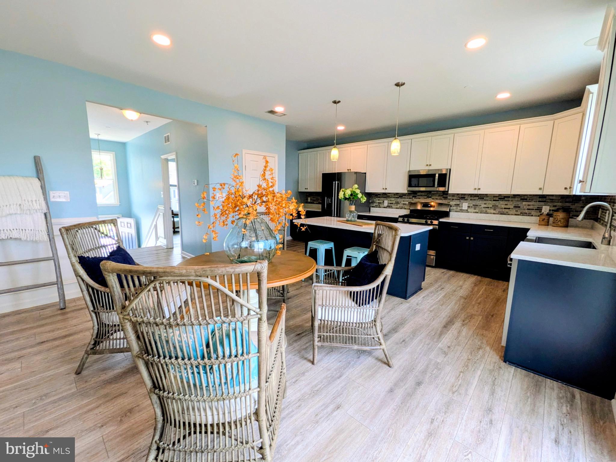 BAY CITY - Residential