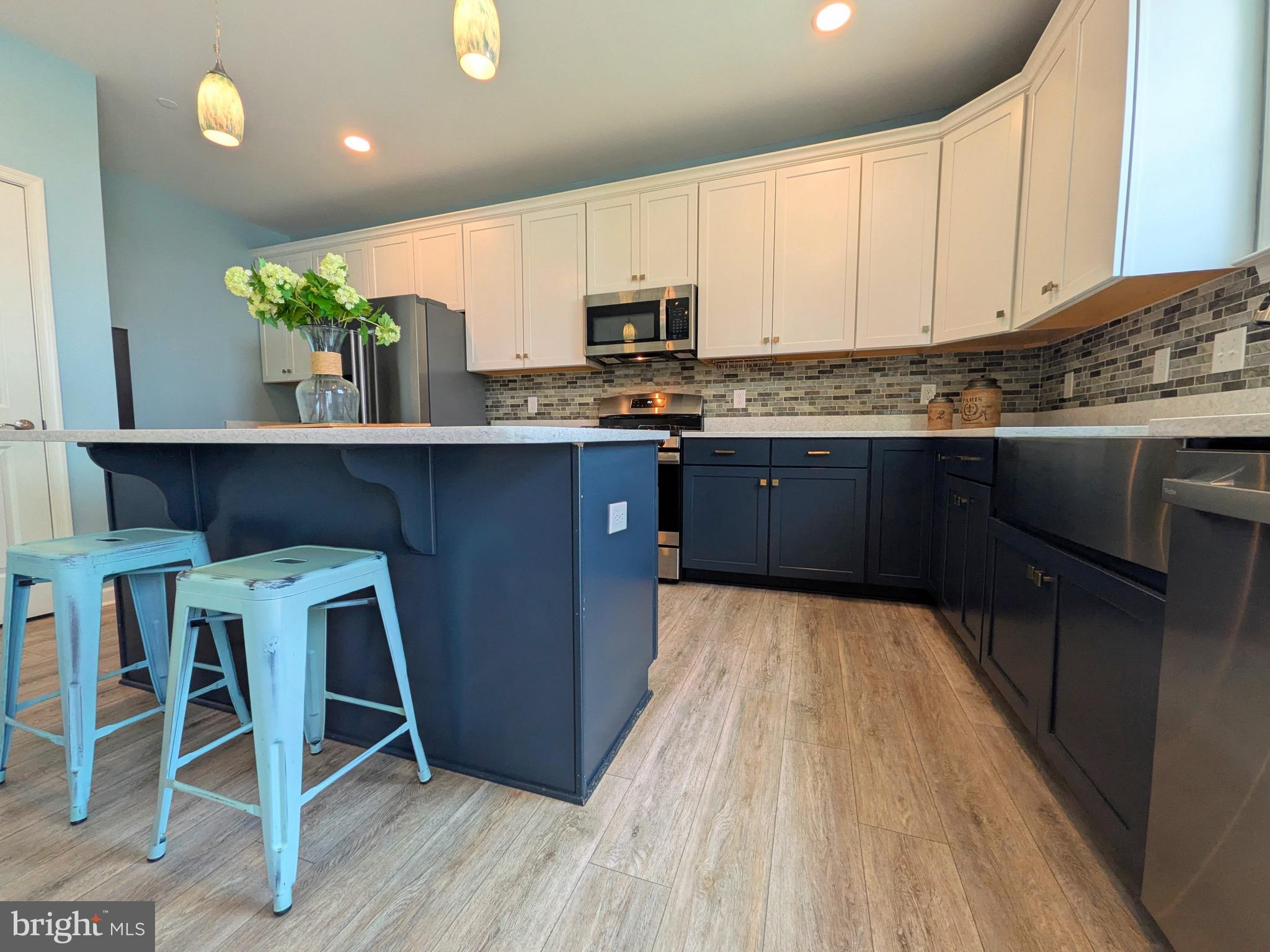 BAY CITY - Residential