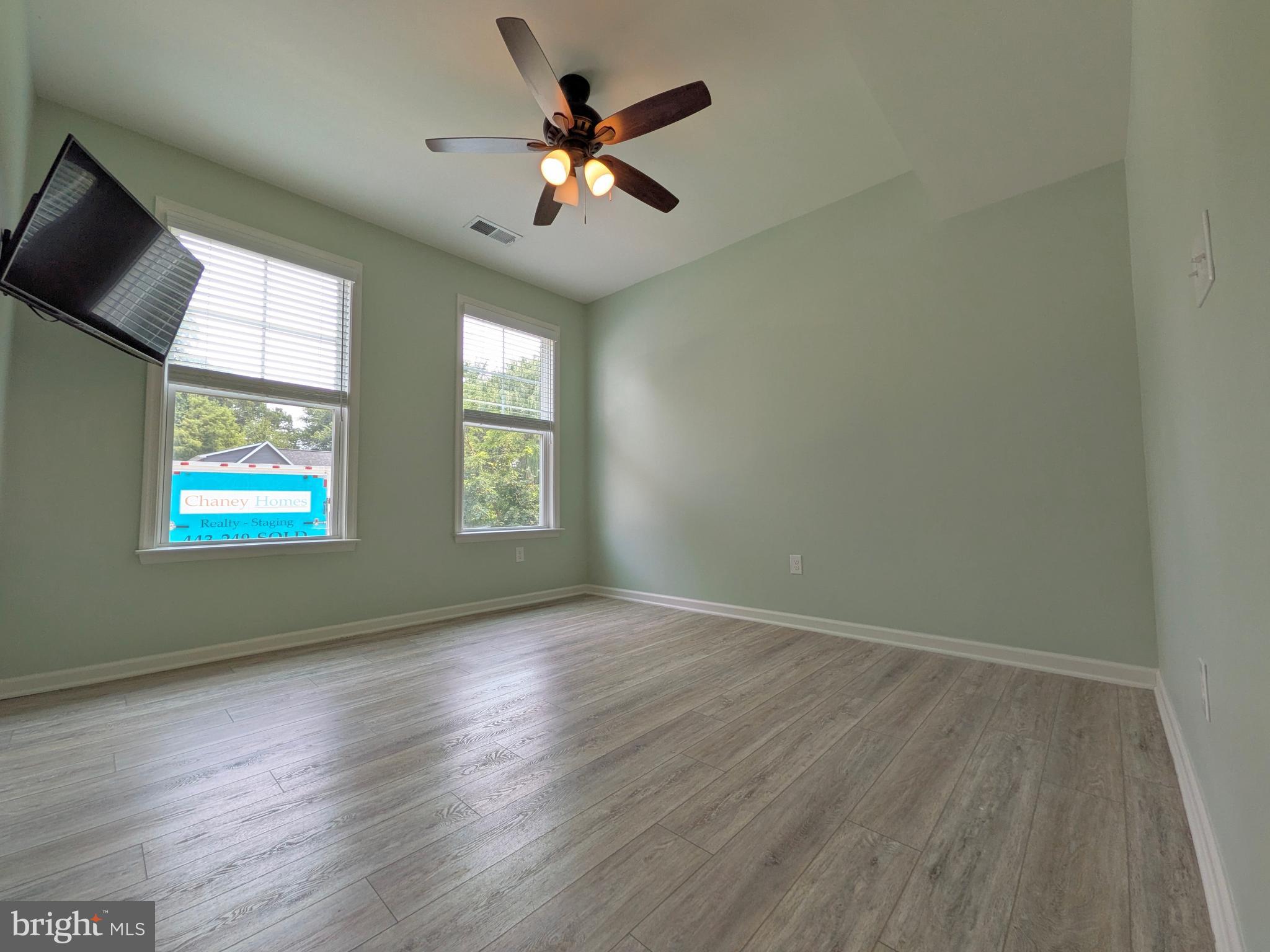 BAY CITY - Residential