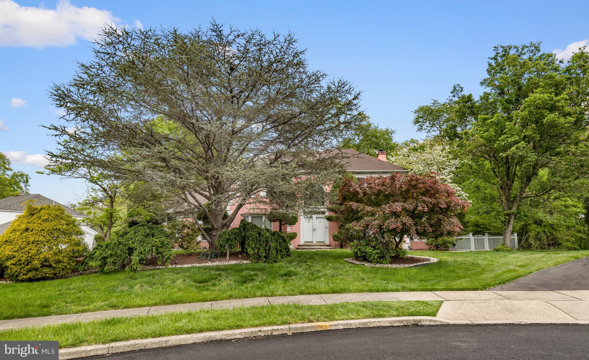 LONGFIELD WOODS - Residential