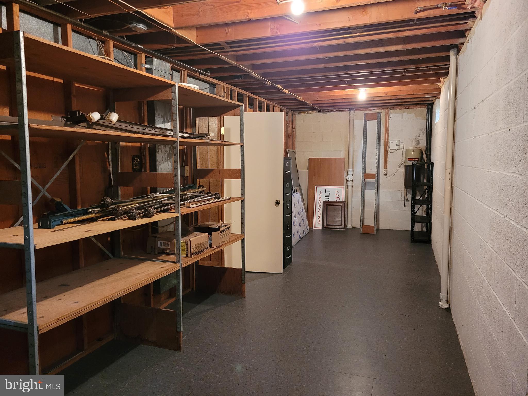 STRATTON COMMONS - Residential Lease