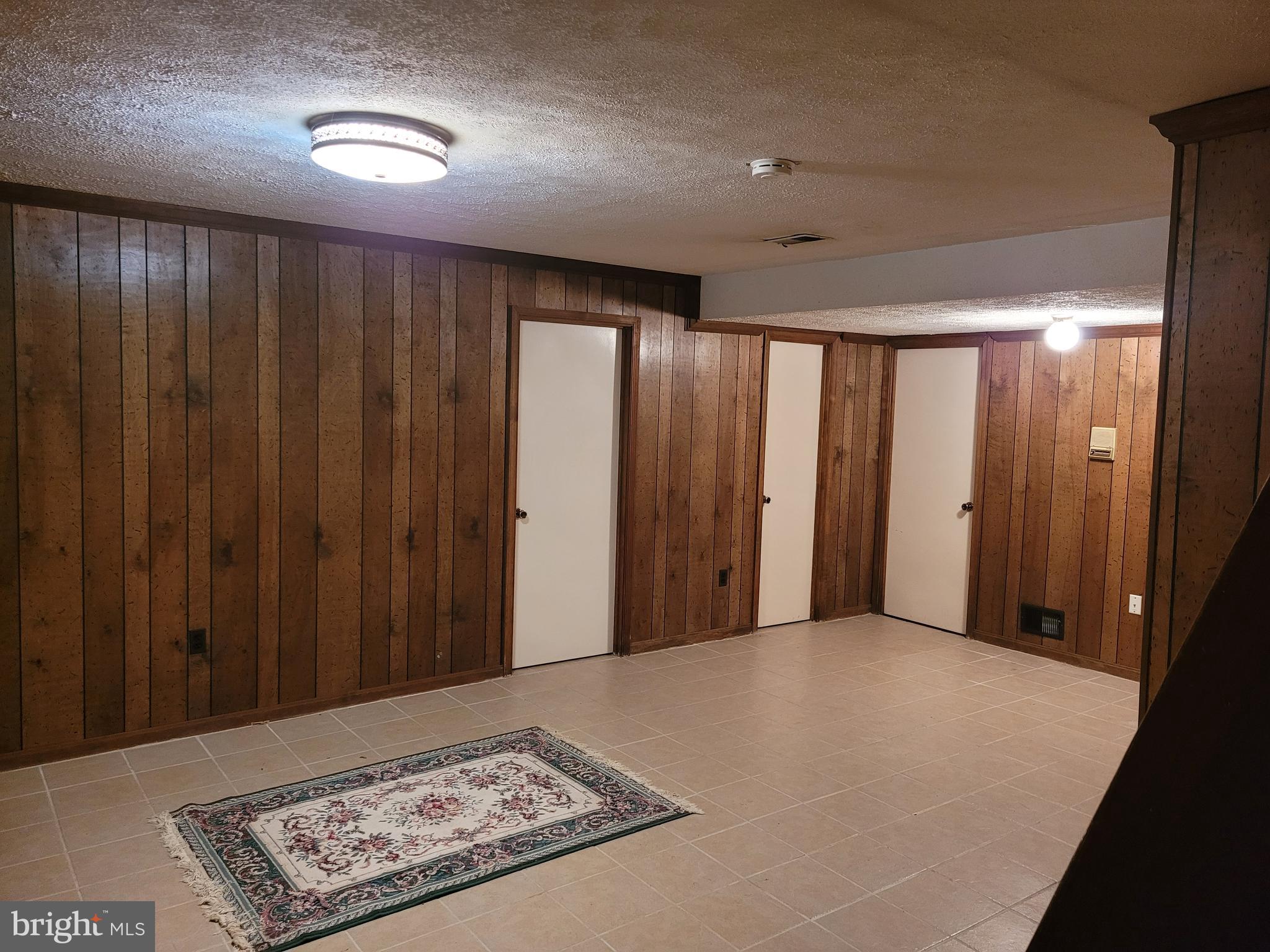 STRATTON COMMONS - Residential Lease