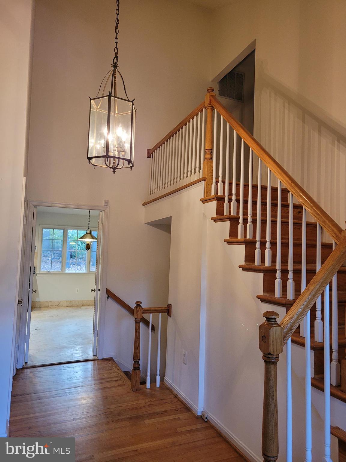 STRATTON COMMONS - Residential Lease