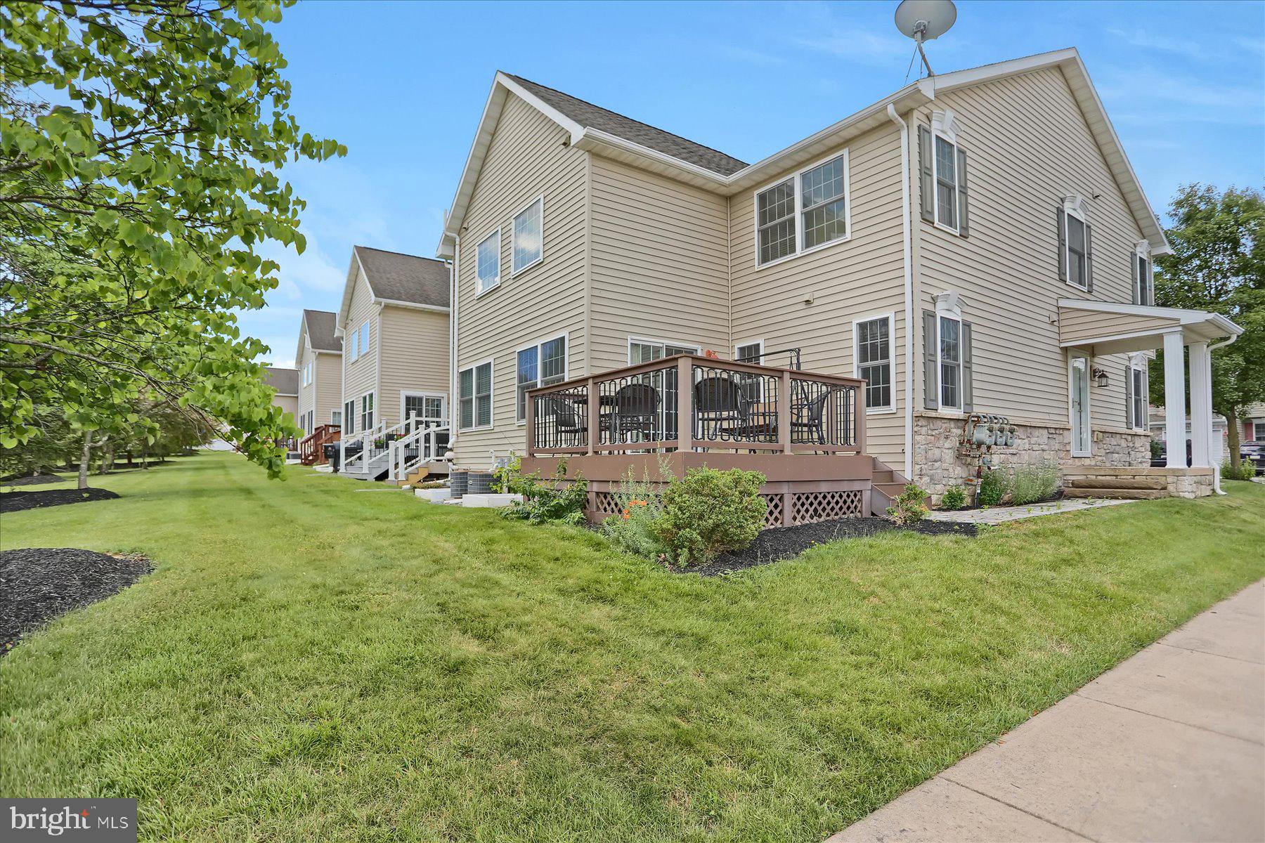 INDEPENDENCE PLACE - Residential