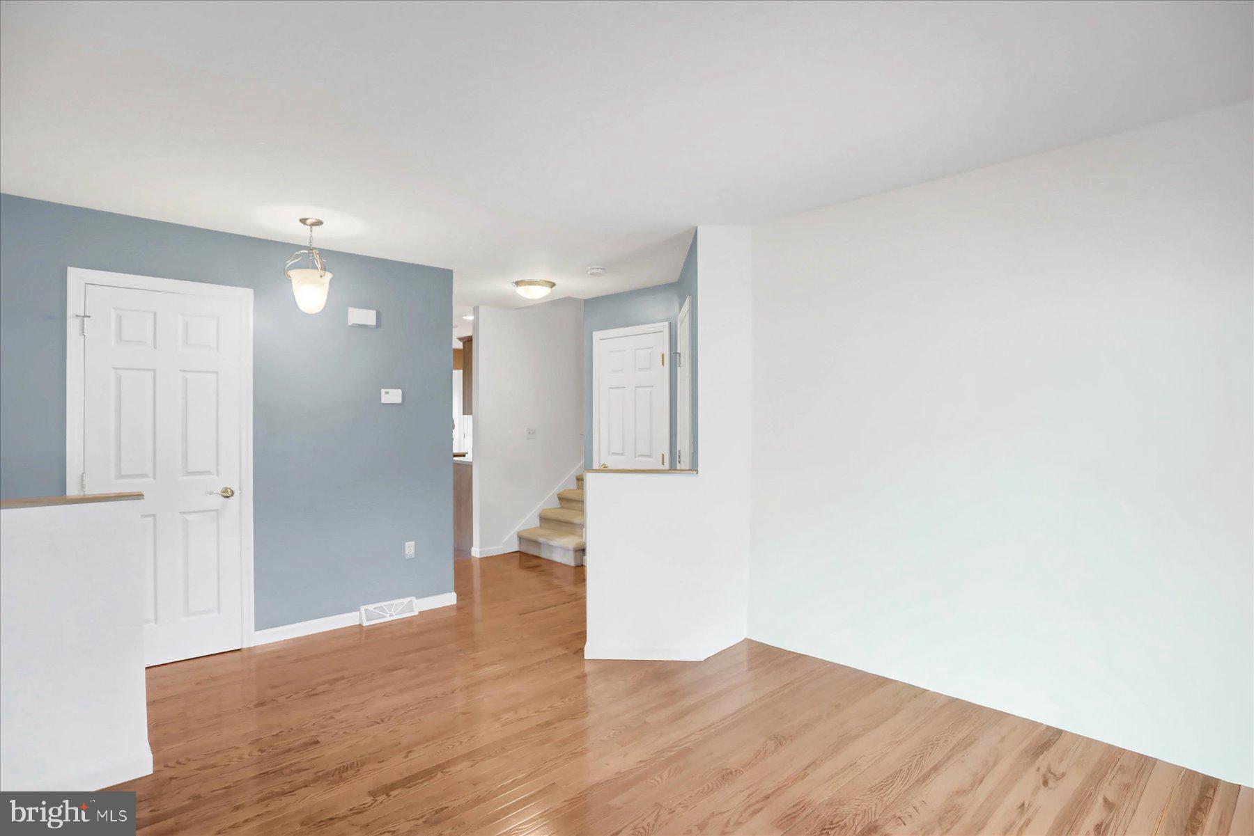 INDEPENDENCE PLACE - Residential