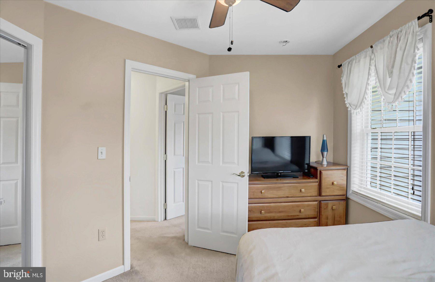 INDEPENDENCE PLACE - Residential