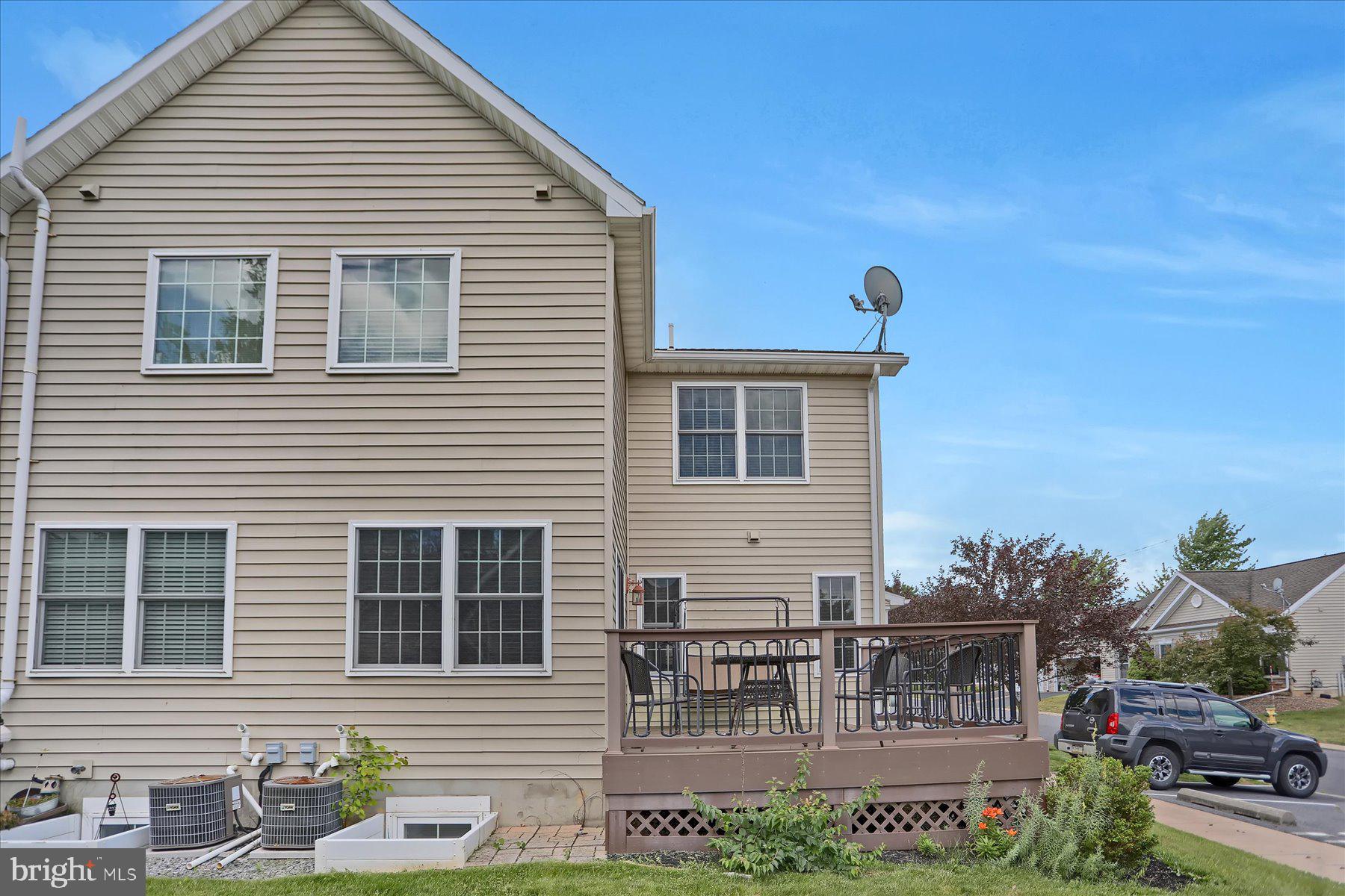 INDEPENDENCE PLACE - Residential