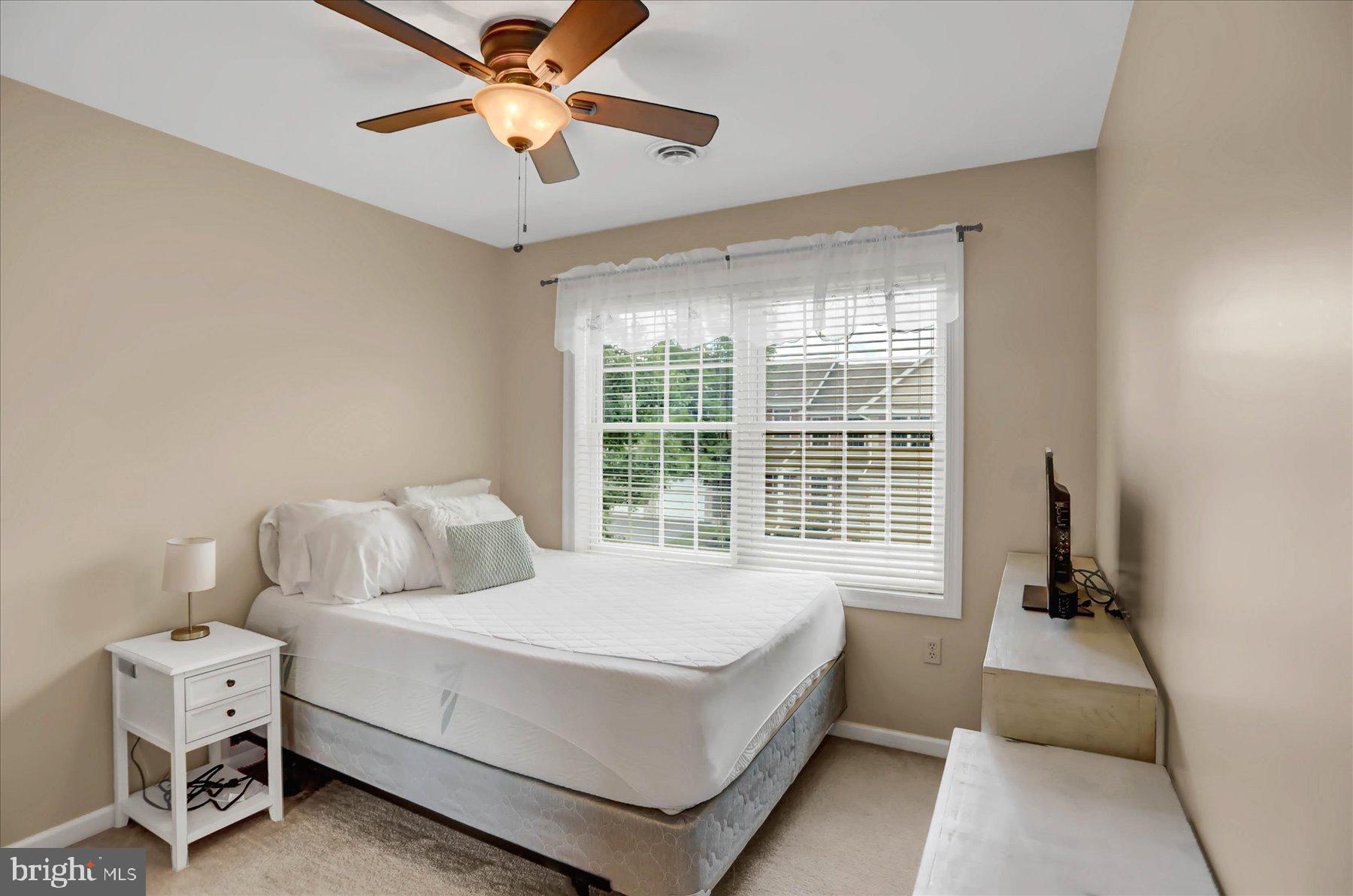INDEPENDENCE PLACE - Residential