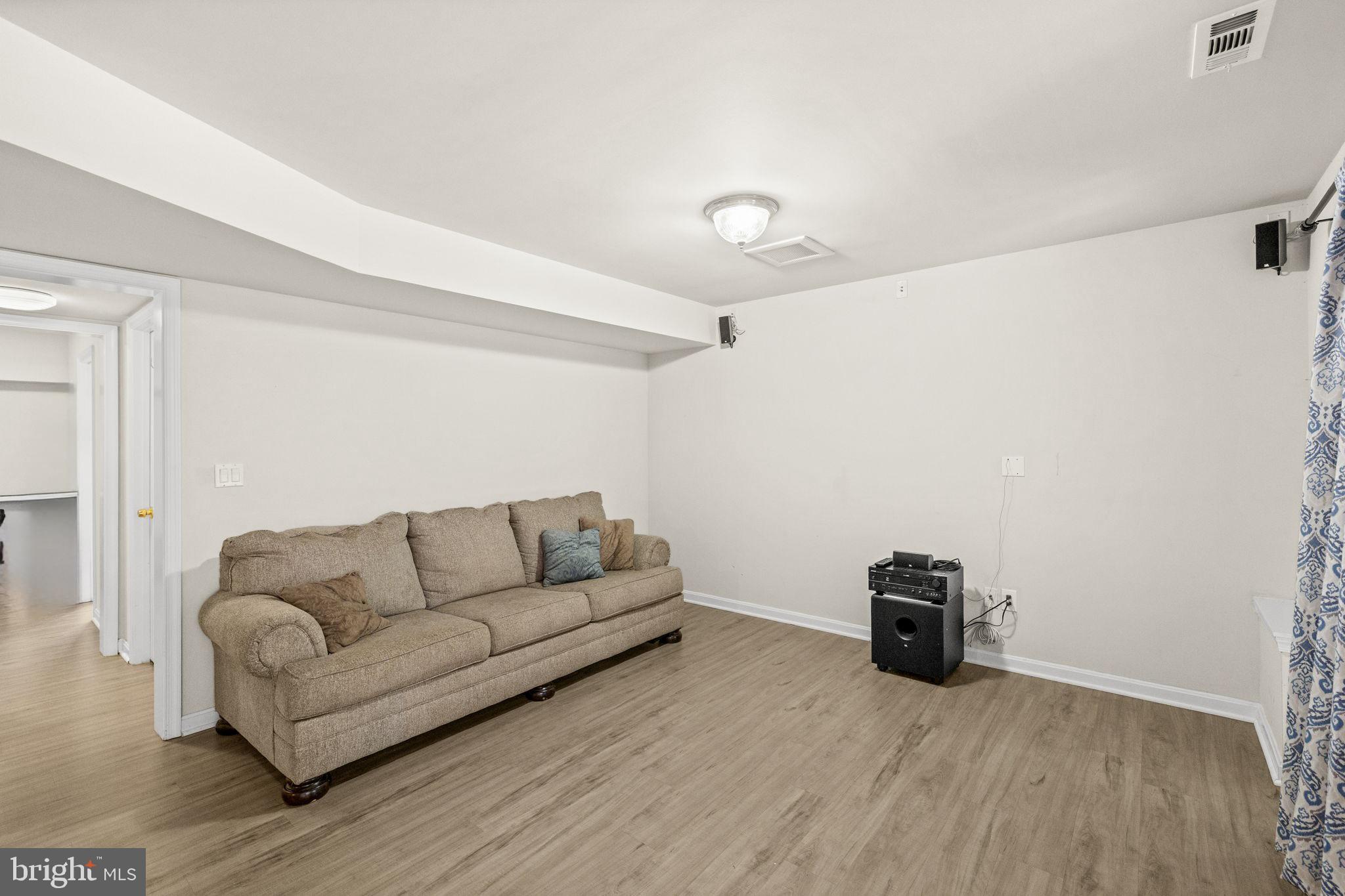 SUMMERS LANDING - Residential