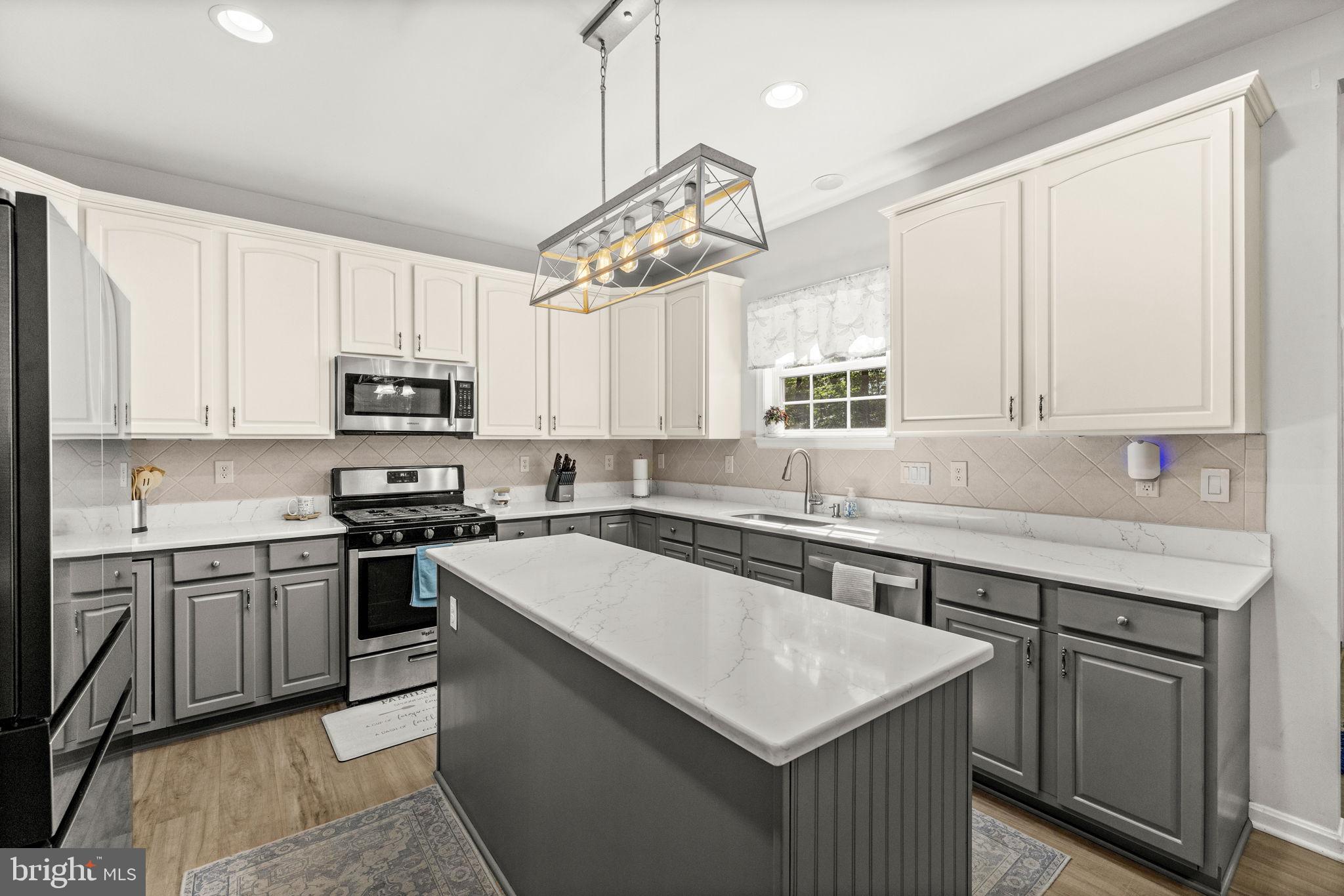 SUMMERS LANDING - Residential