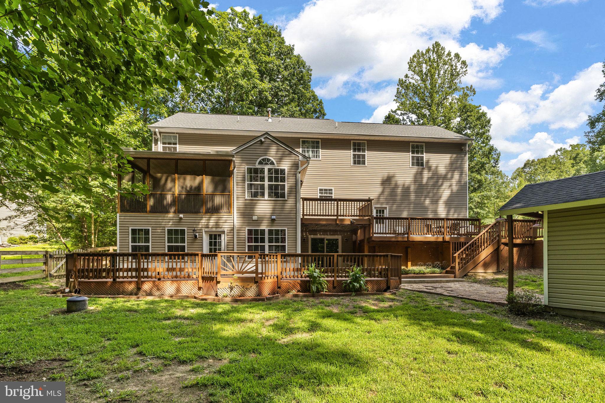 SUMMERS LANDING - Residential