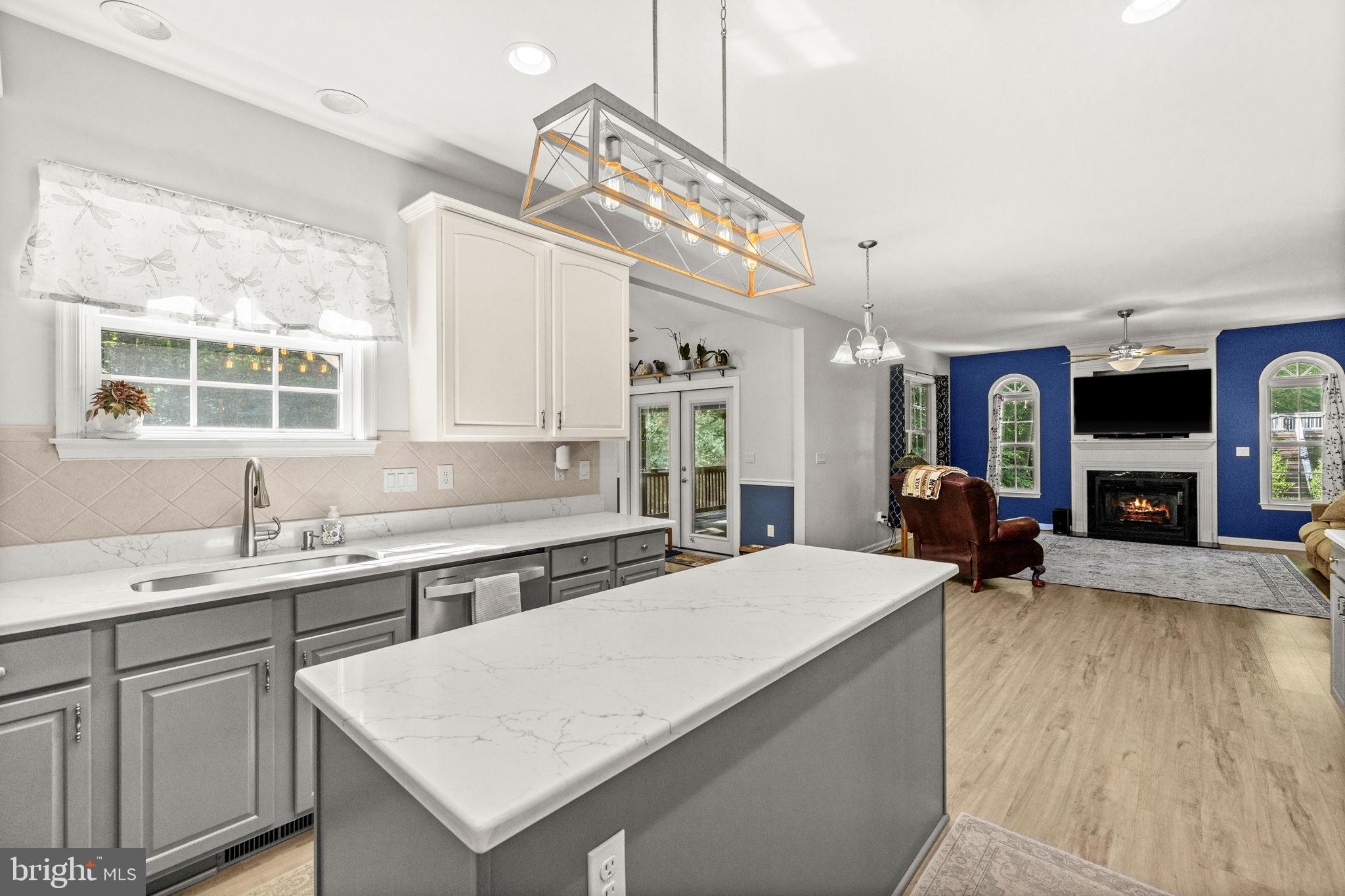 SUMMERS LANDING - Residential