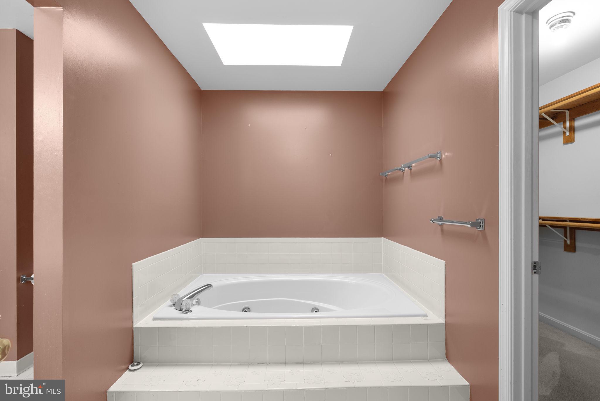 CHESTNUT HEIGHTS - Residential