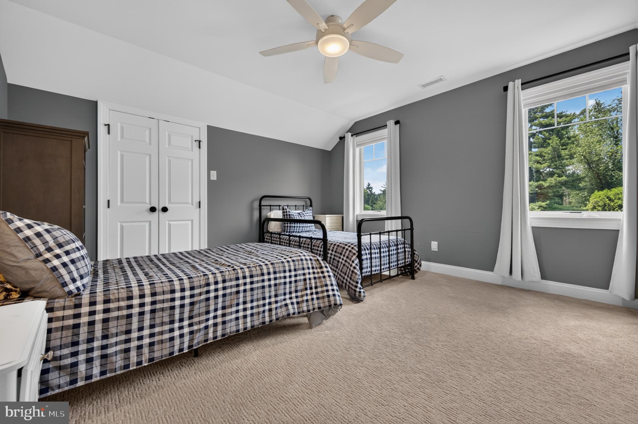 NORTH HILL - Residential