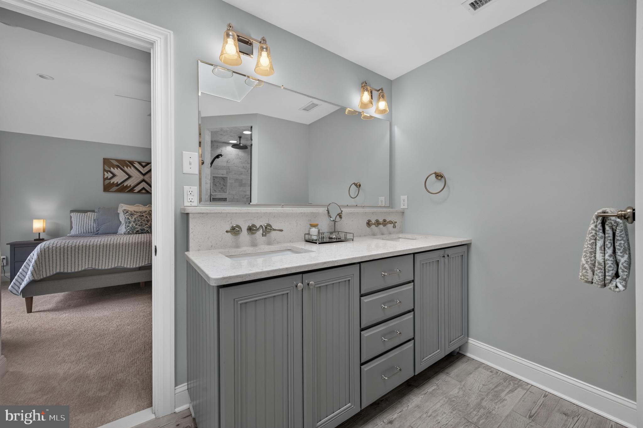 NORTH HILL - Residential