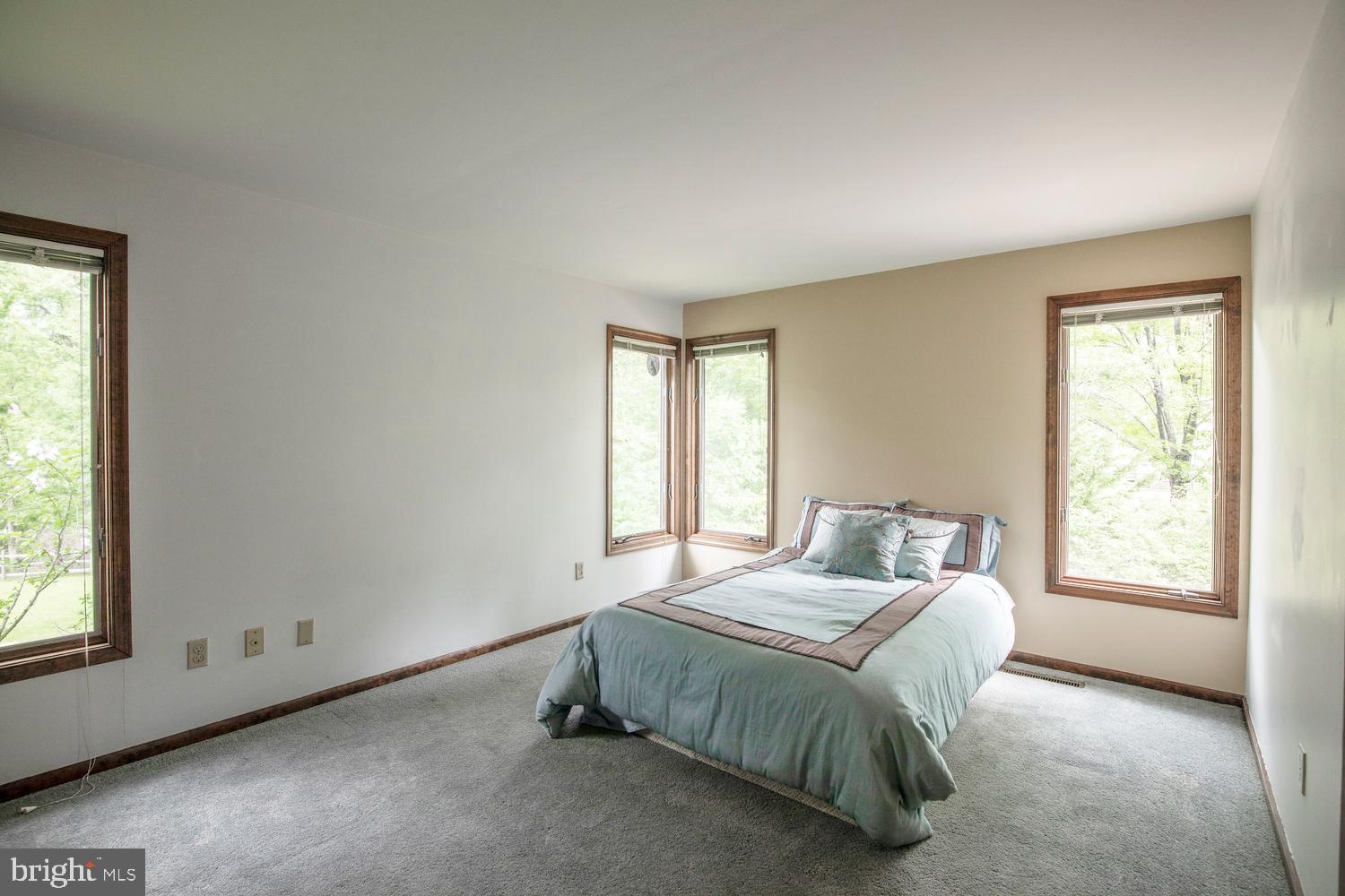 FAIRWOOD - Residential