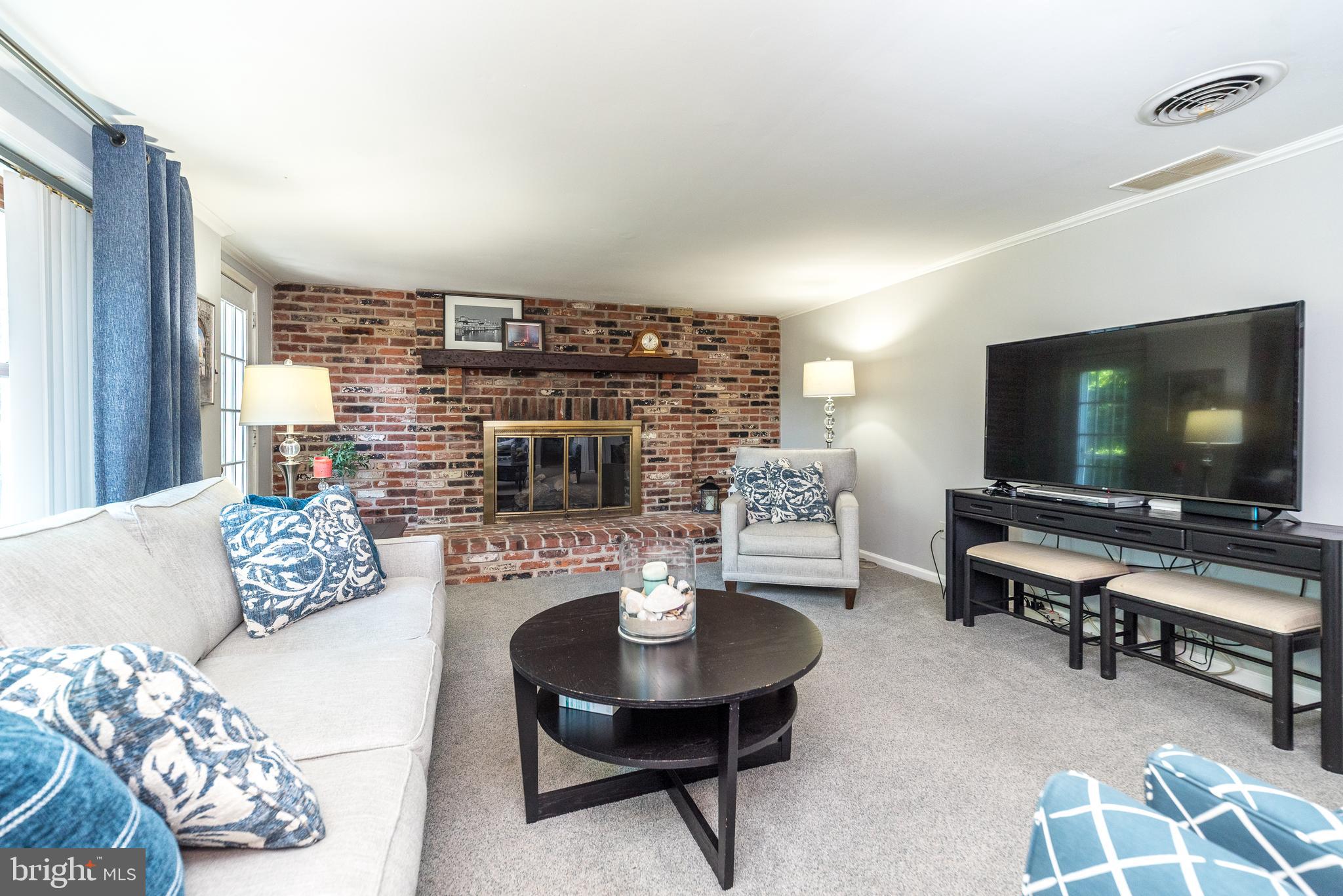 CHURCHVILLE MANOR - Residential