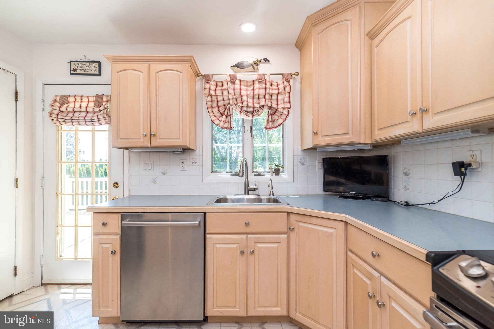 CHURCHVILLE MANOR - Residential
