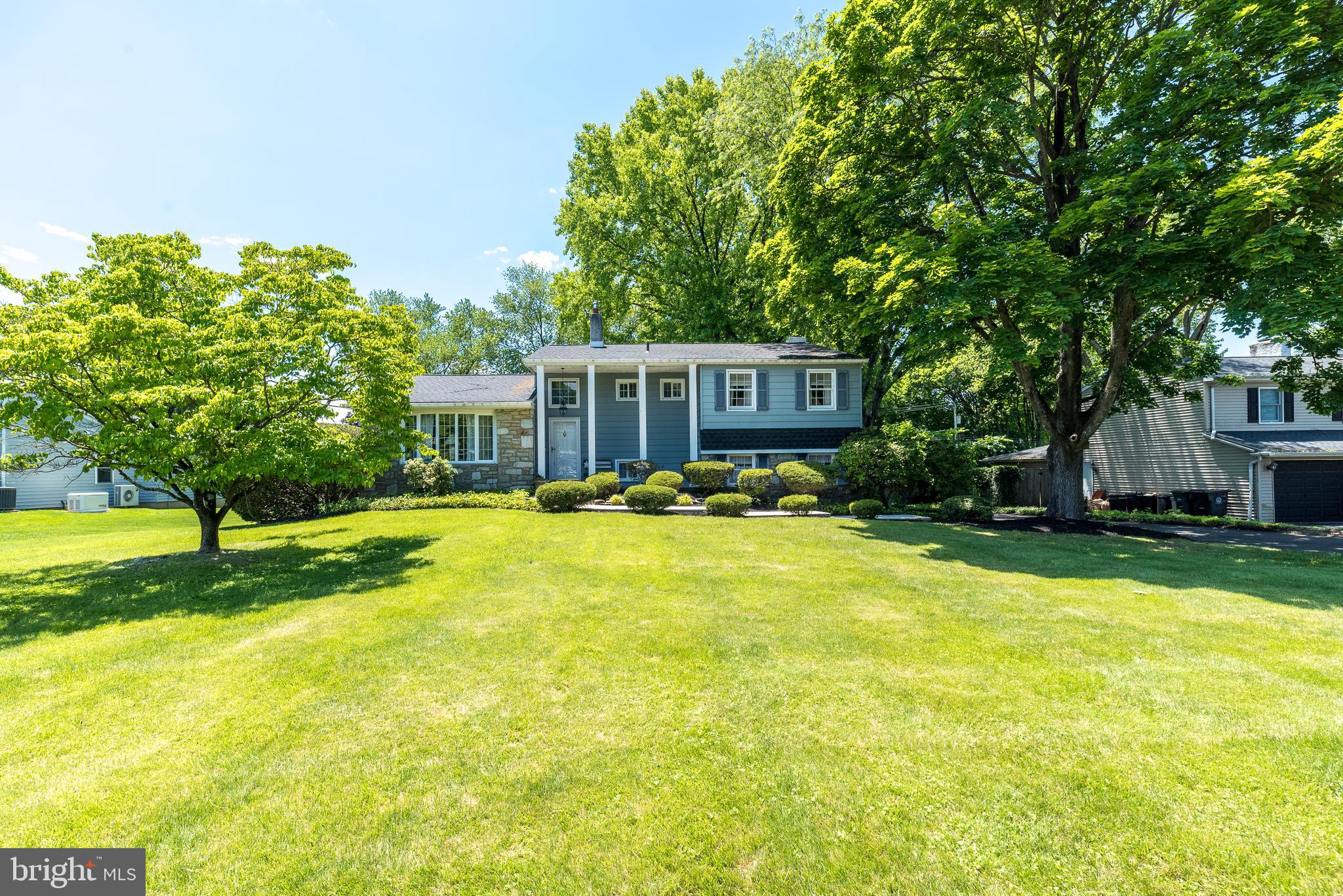 CHURCHVILLE MANOR - Residential