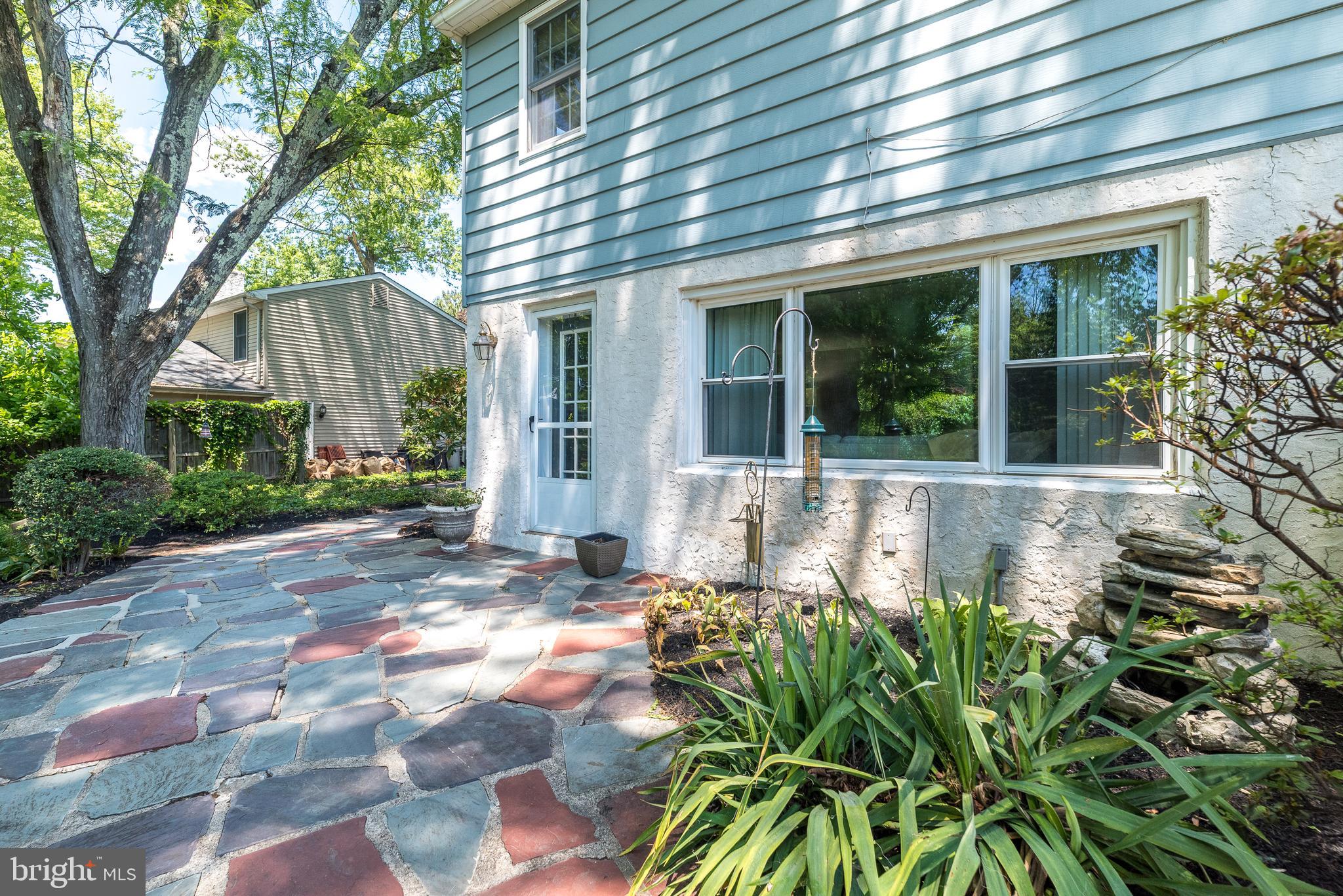 CHURCHVILLE MANOR - Residential