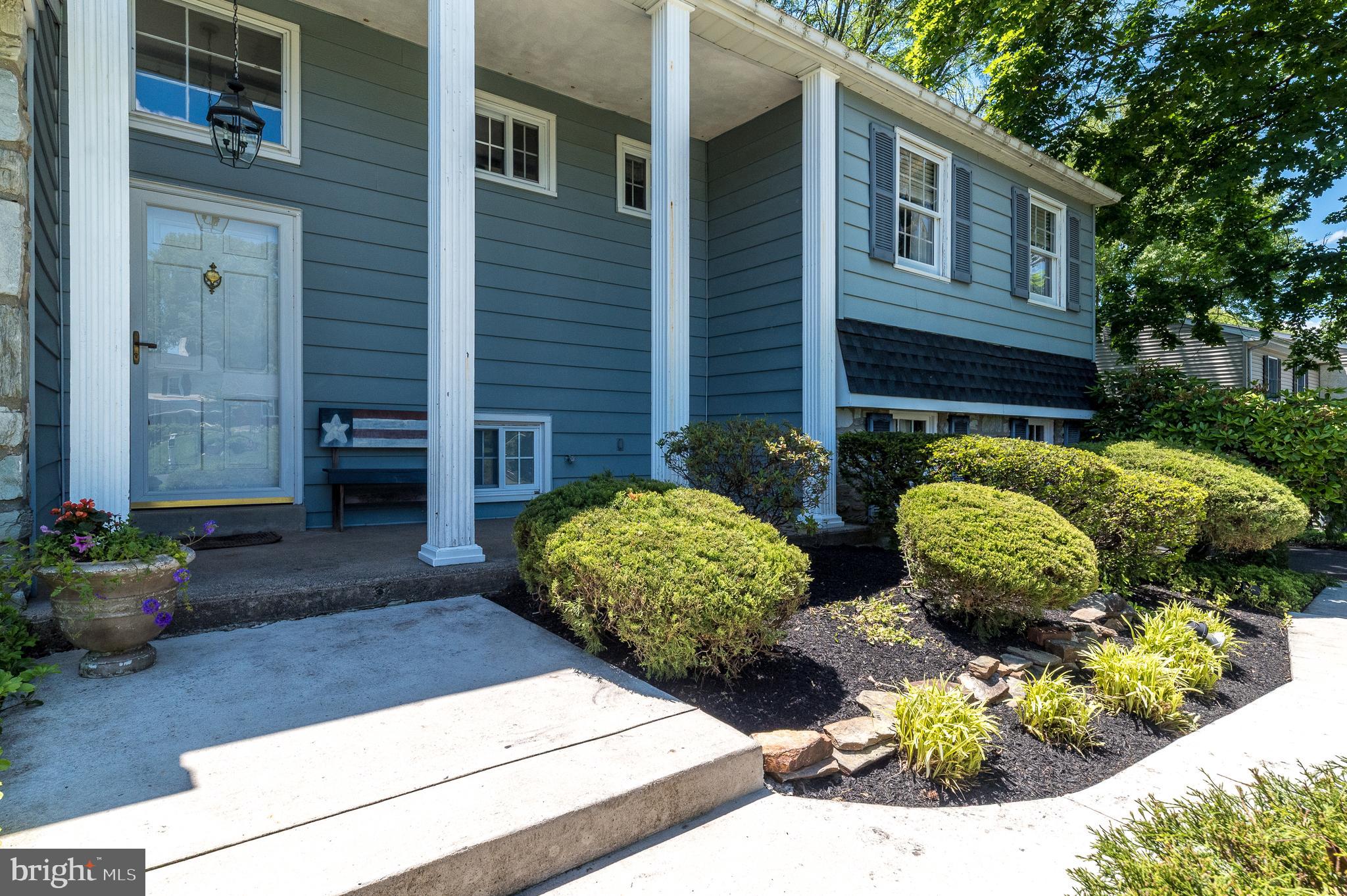 CHURCHVILLE MANOR - Residential