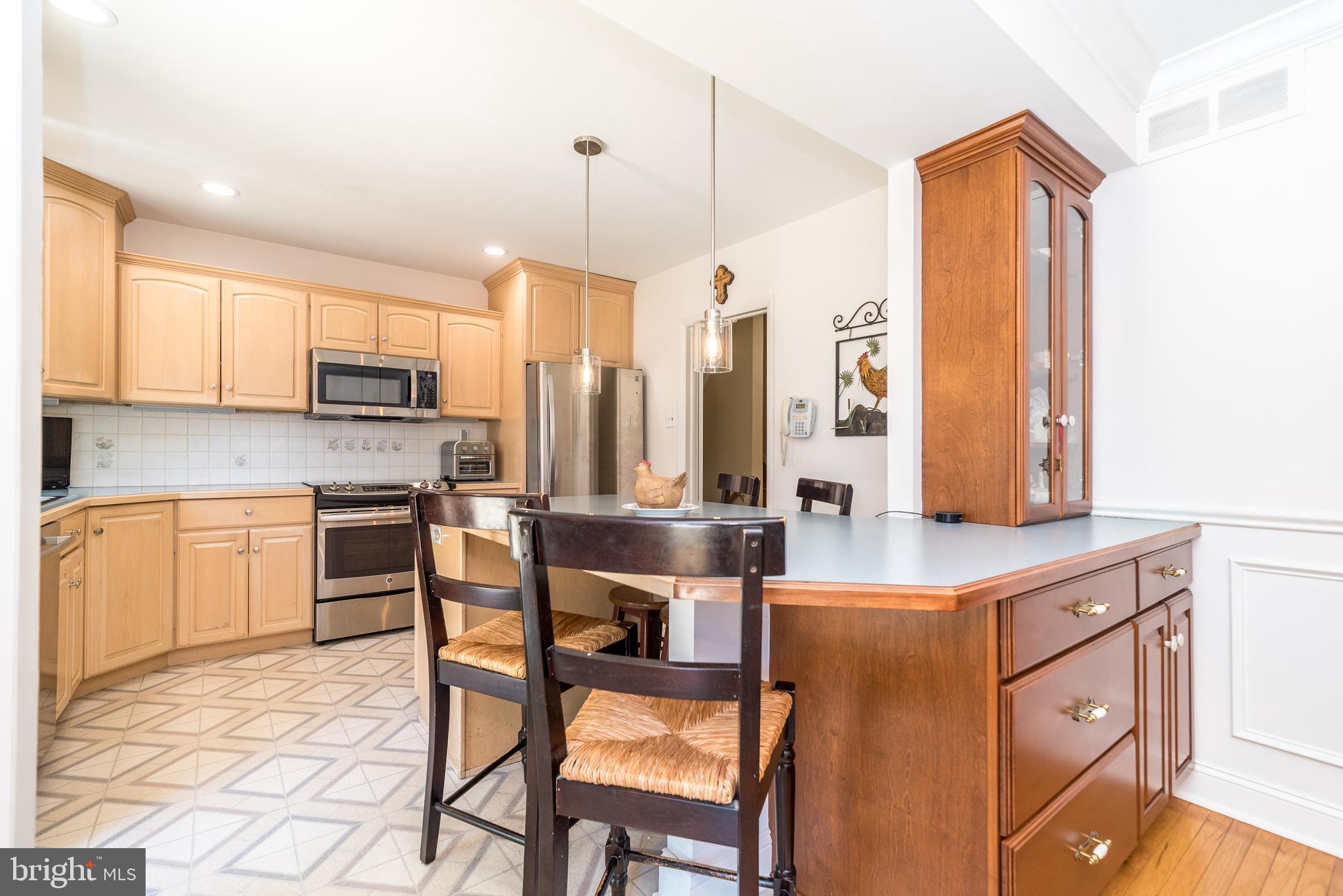 CHURCHVILLE MANOR - Residential